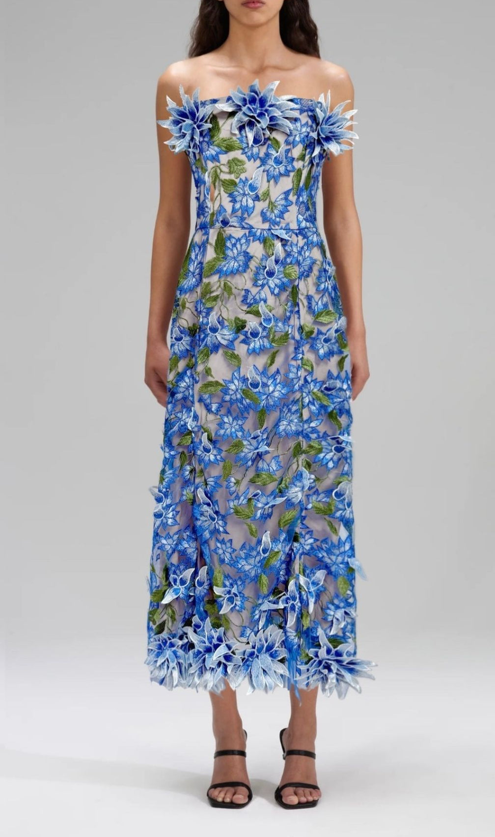 Derya Elegant Blue 3D Floral Strapless Midi Dress