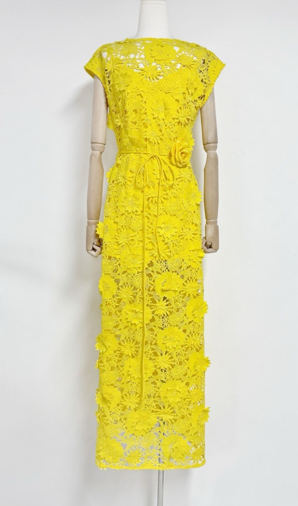 Kiera Radiant Yellow 3D Floral Lace Maxi Dress – Elegant Garden & Gala Gown