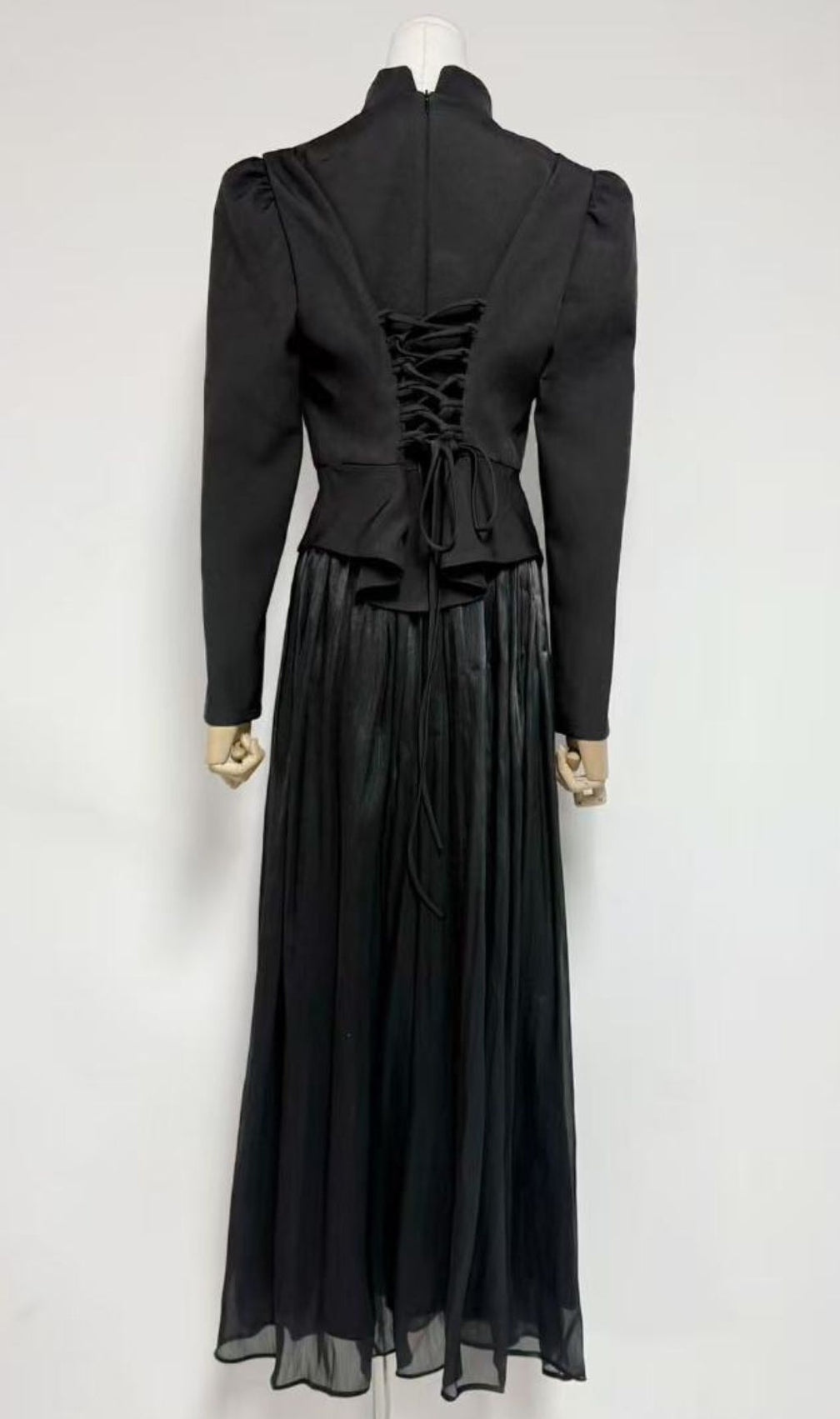 Jola White Floral Embellished Long Sleeve Skirt Set