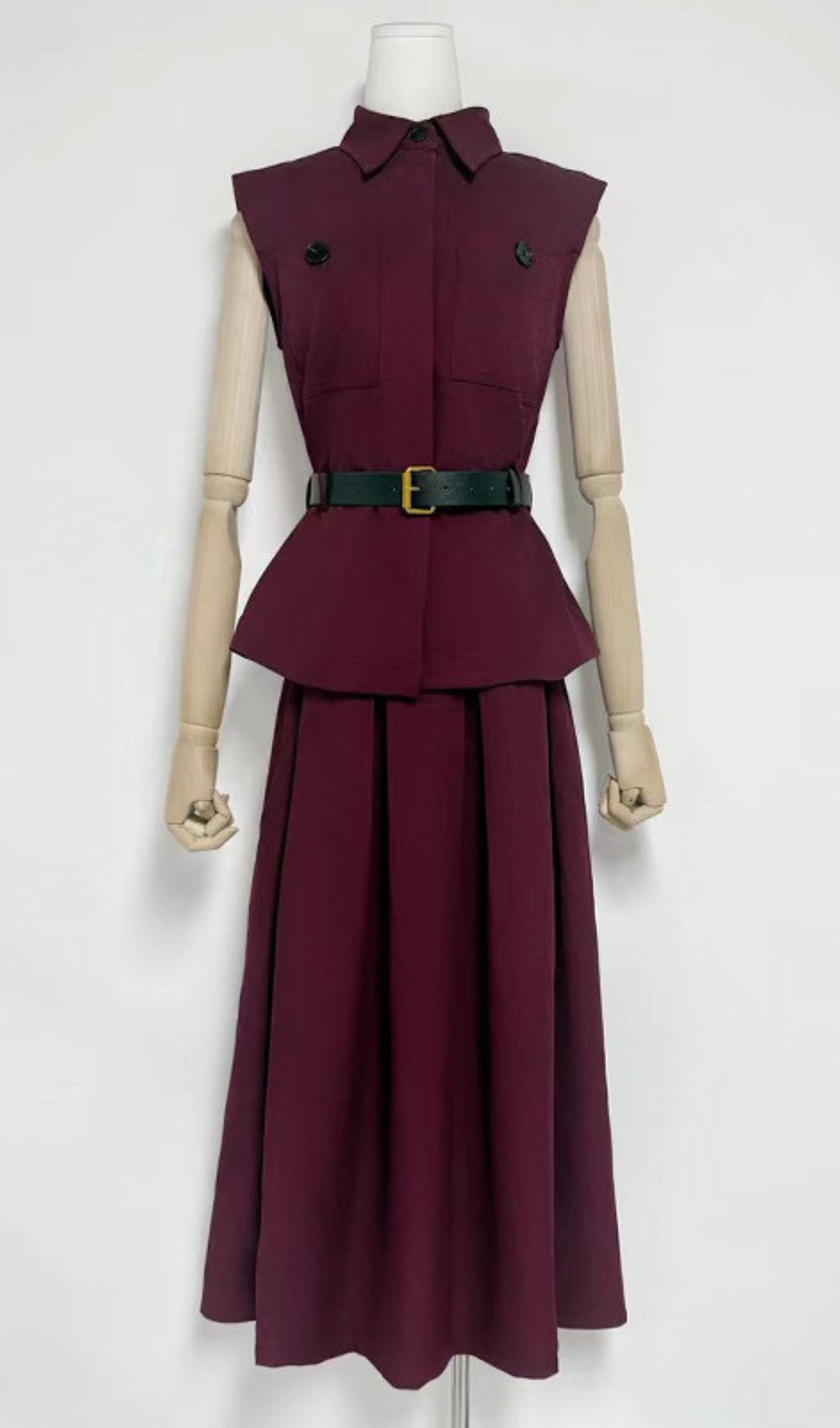 Iliana Elegant Burgundy Sleeveless Belted Skirt Set - Chic 2-Piece Outfit for Women