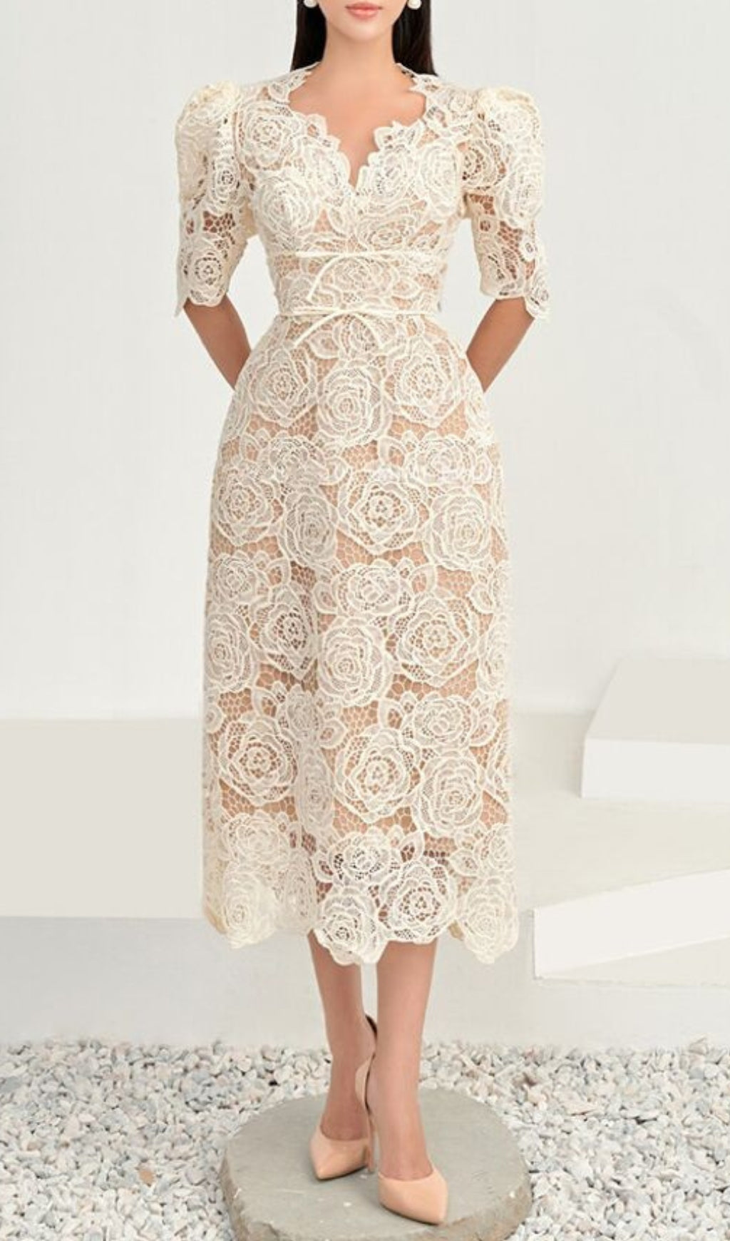 Alayja White Rose Embroidery Midi Dress
