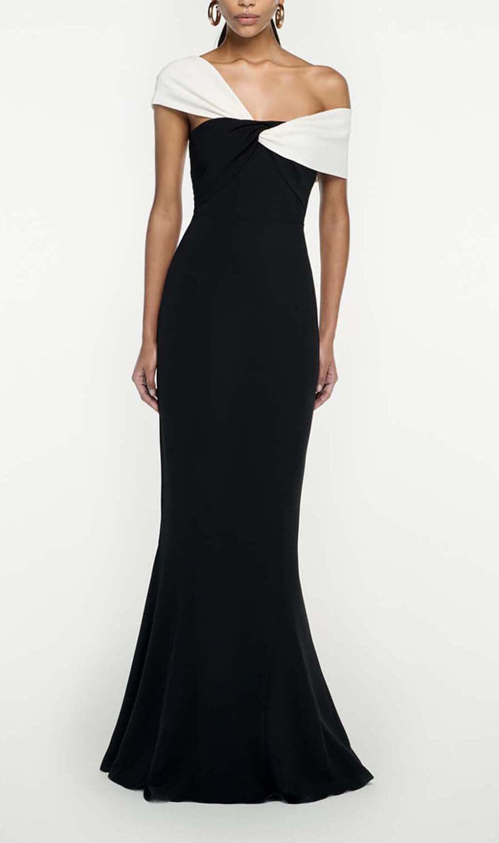Asymmetric Off-The-Shoulder Maxi Dress In Black