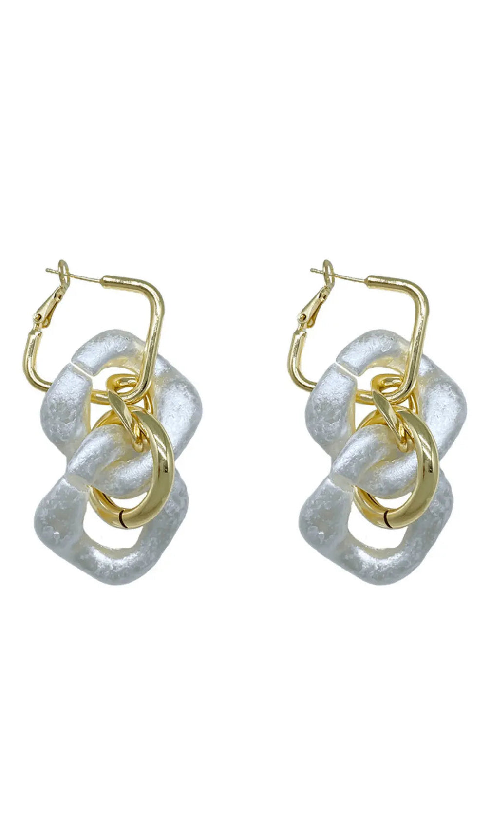 The Long Earrings Are Versatile And Luxurious