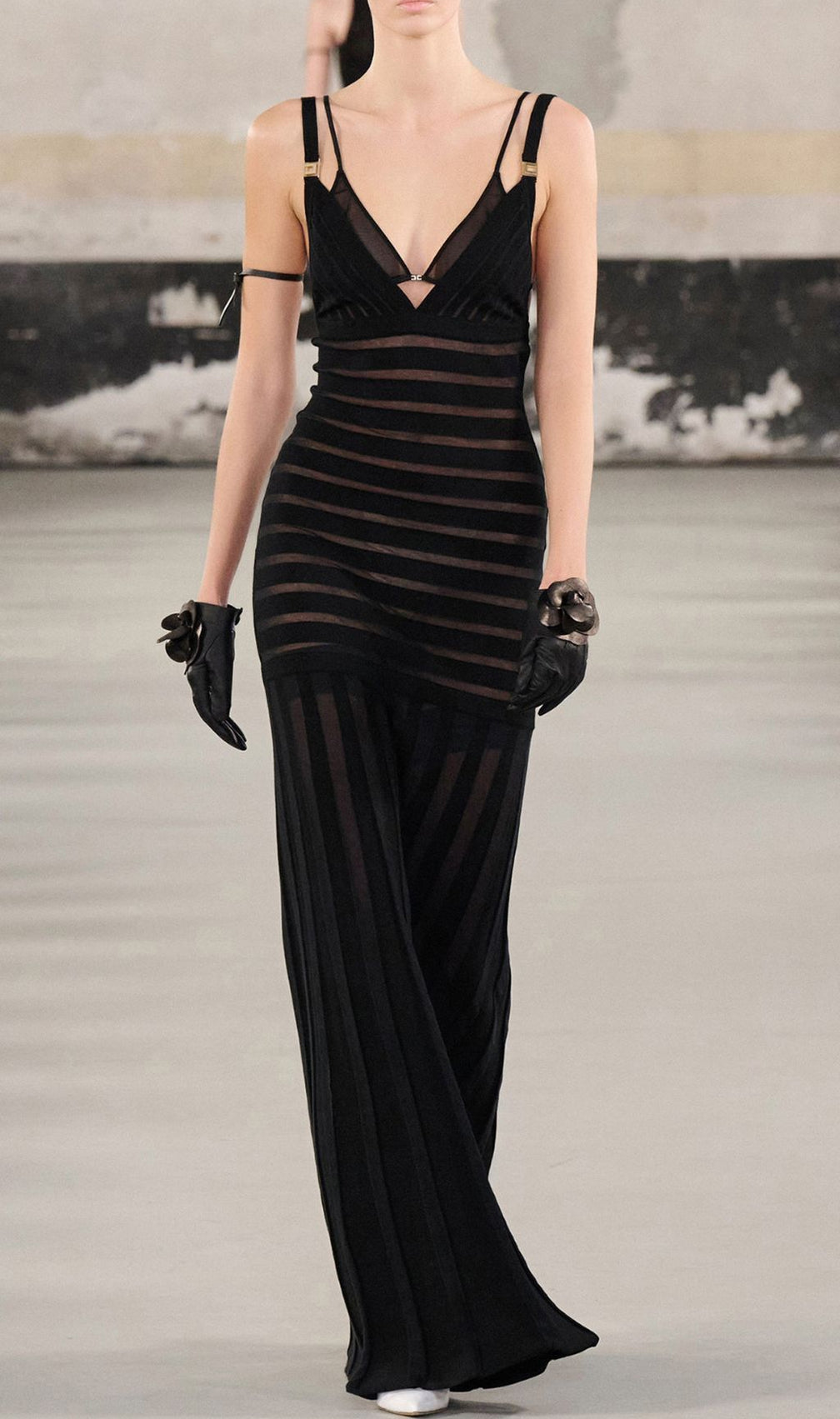 Gerben Black V-Neck Maxi Dress