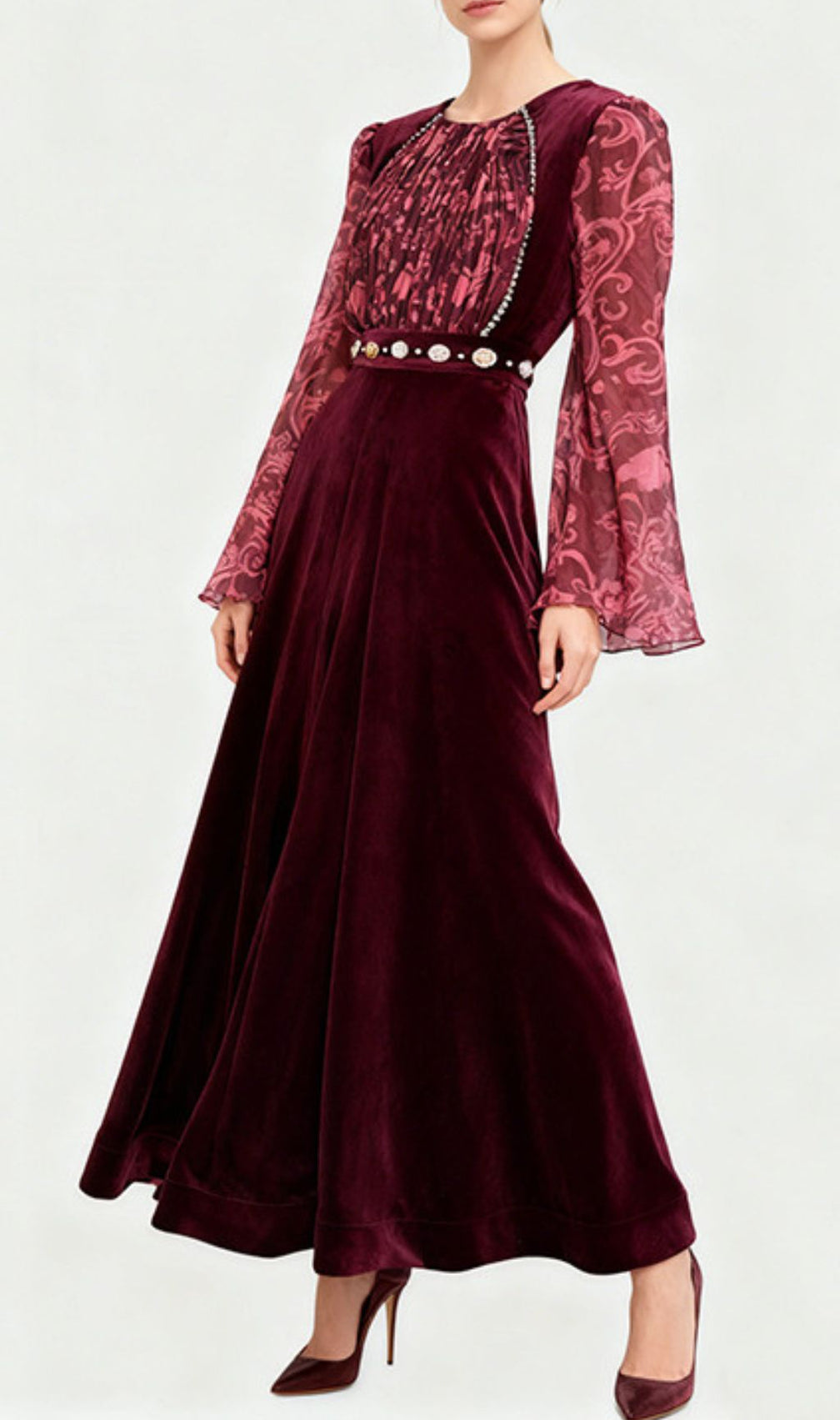 Jaren Luxe Emerald Velvet Maxi Dress with Jeweled Belt & Printed Sleeves