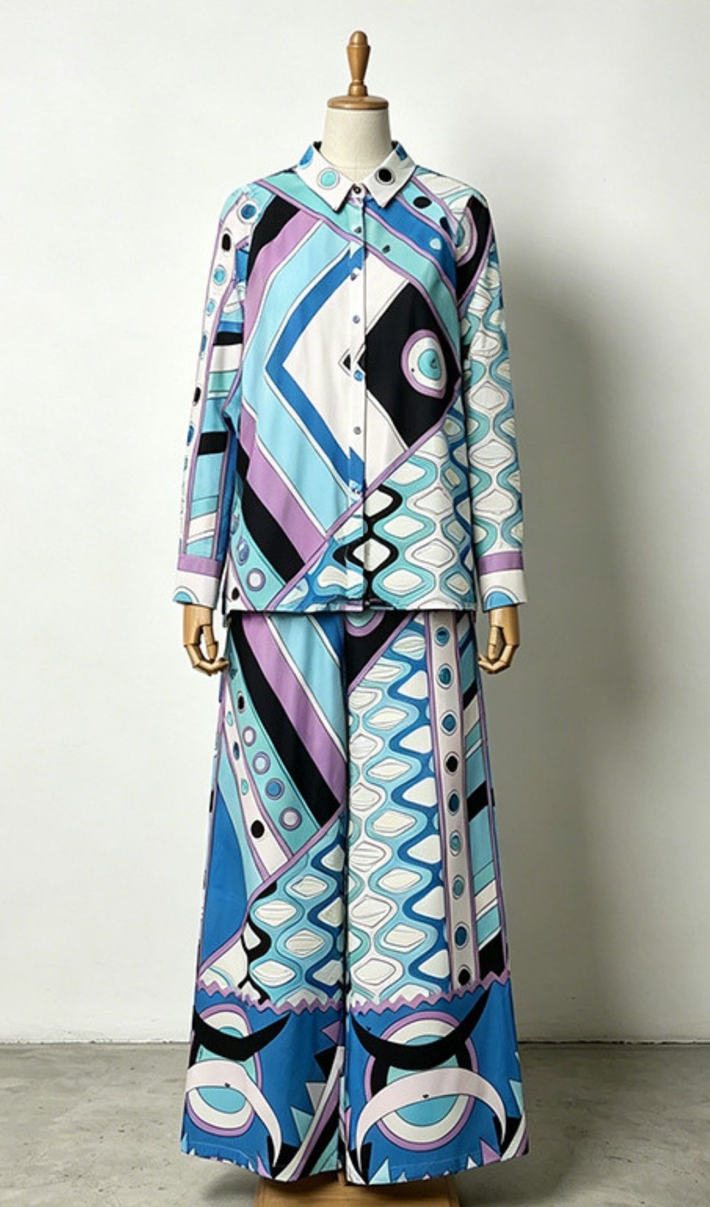 Kiyoto Blue Printed Two-Piece Set