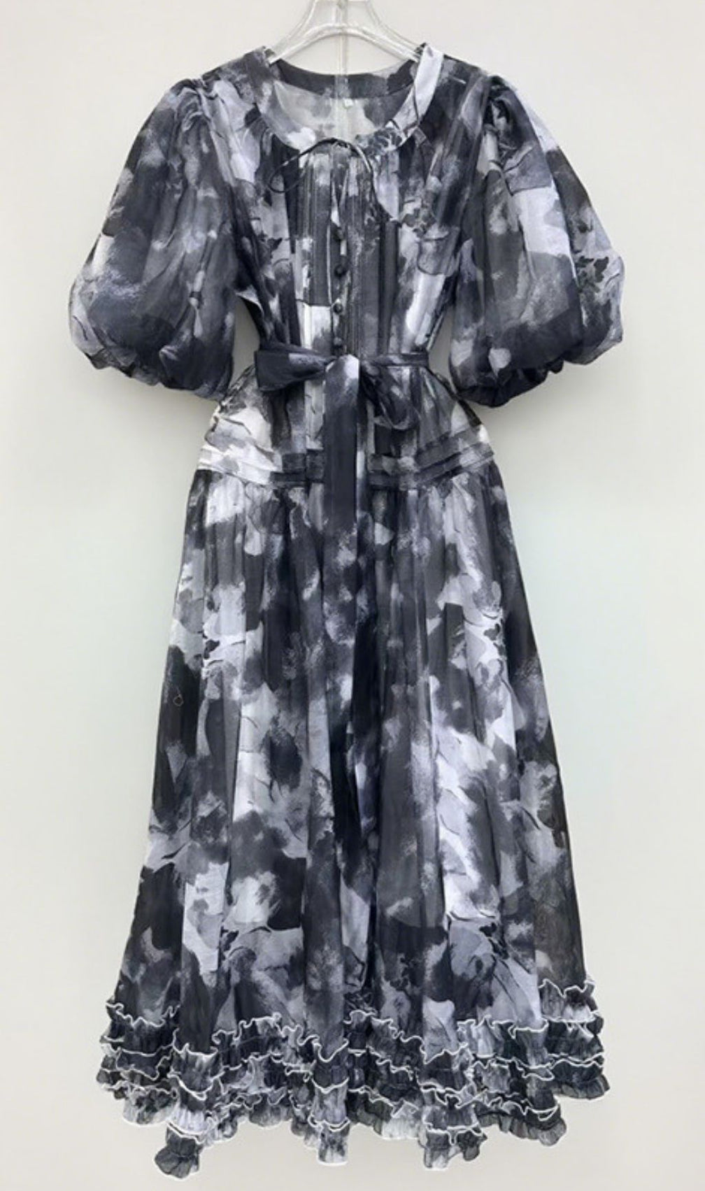 Haku Vibrant Floral Puff-Sleeve Maxi Dress - Elegant Women's Gown