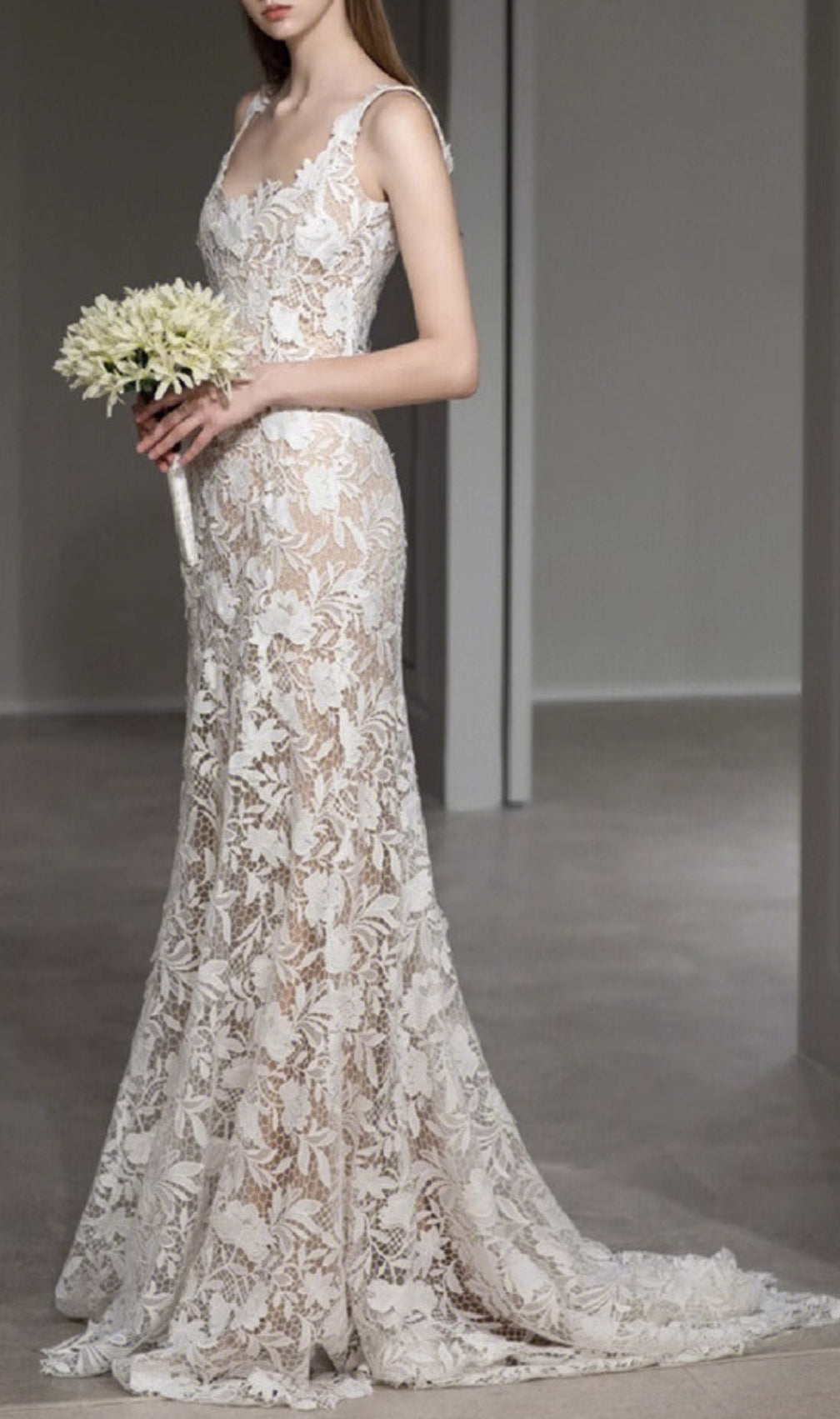 Aviana Flower Lace Wedding Dress