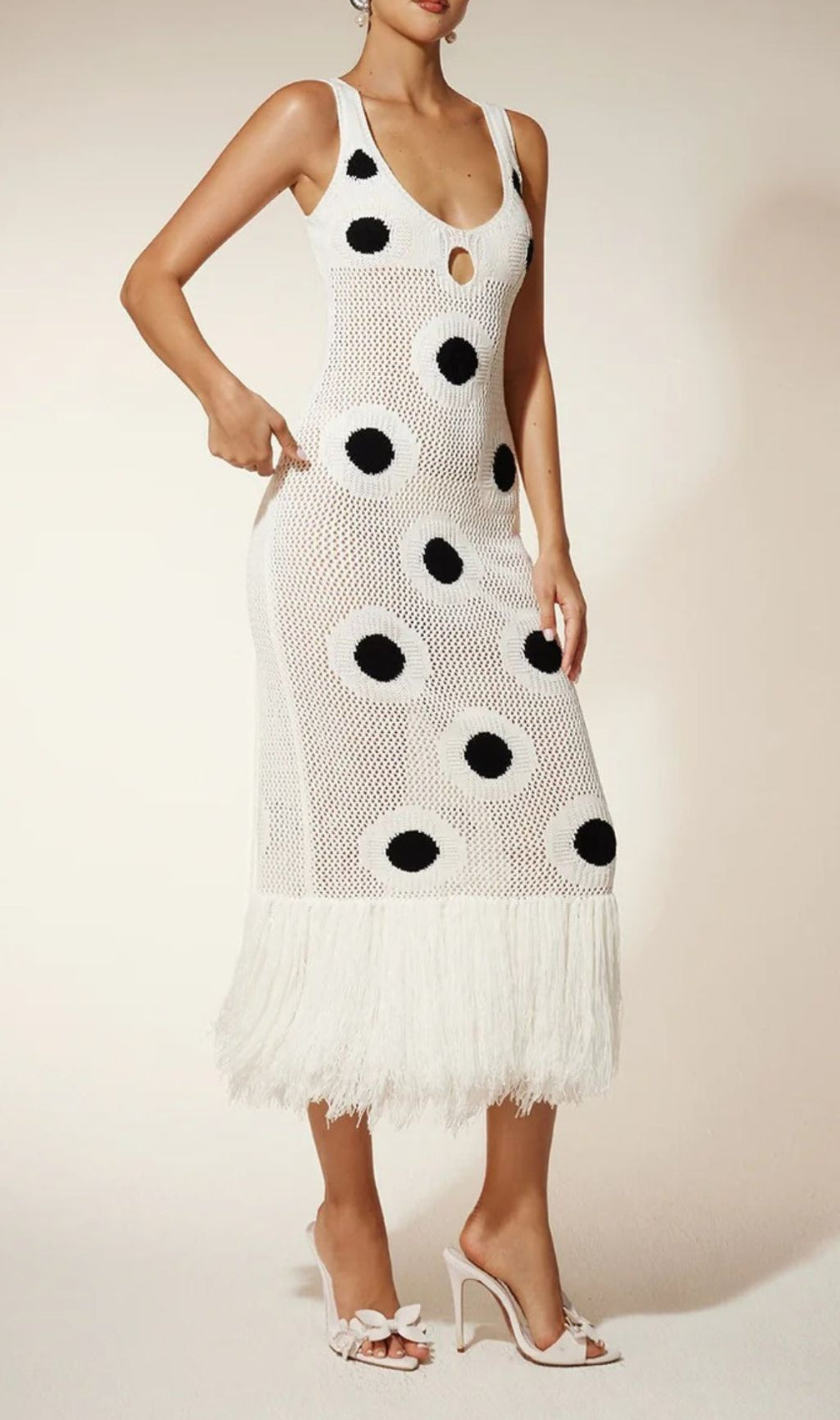 Gaelion Chic Dot Fringe Knitted Midi Dress - Your Statement Piece