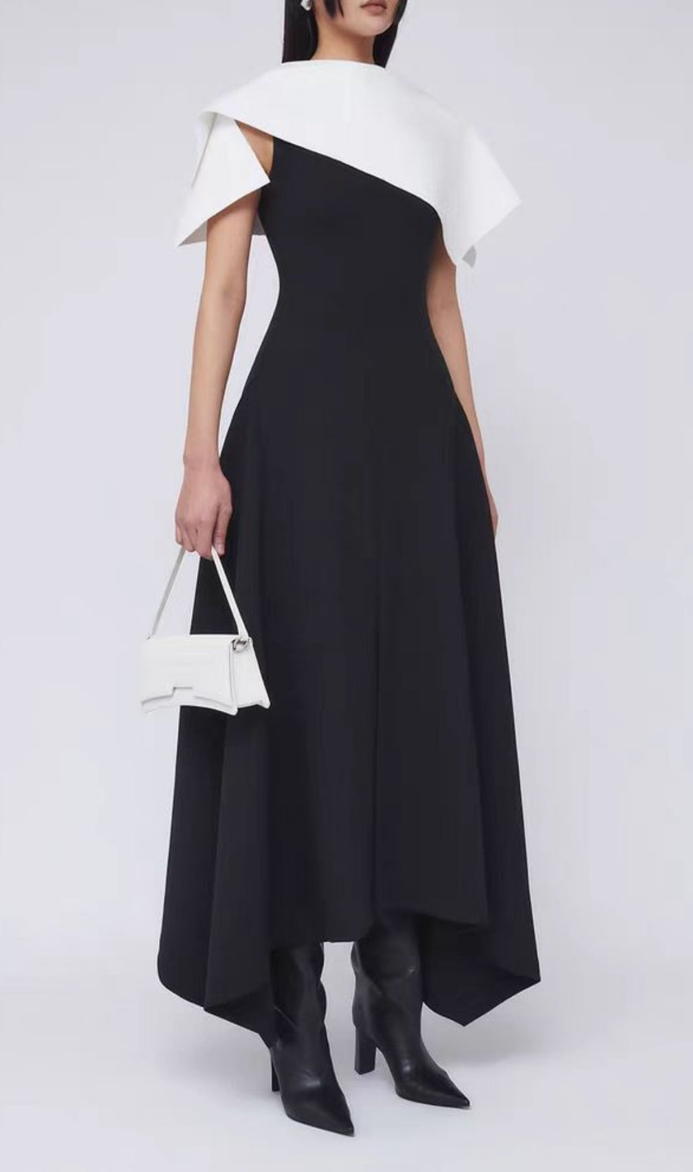 Black Jewel Neck Split Front Sleeveless Backless Midi Dress