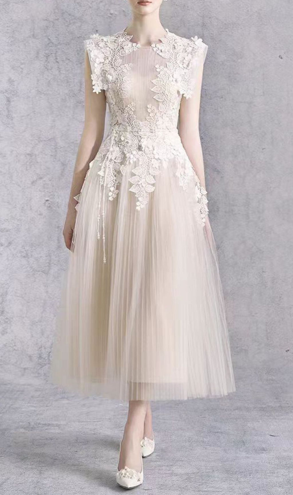 Faina Flower Embroidery Midi Dress