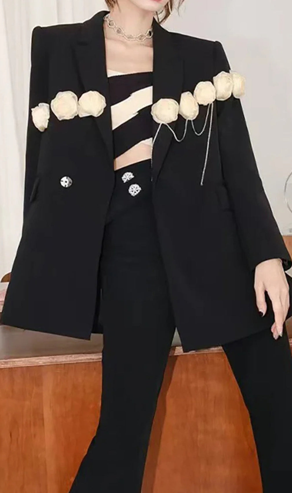 Flowers Chain Black Blazer