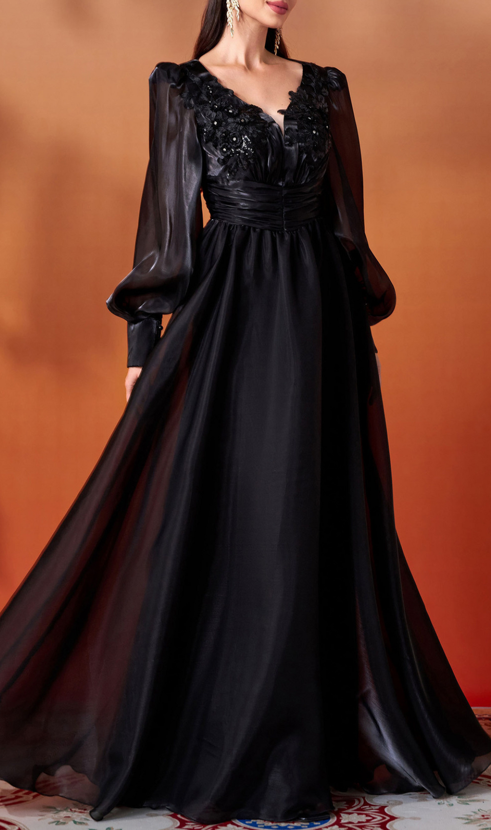 Gelilah Black Long Sleeve Maxi Dress