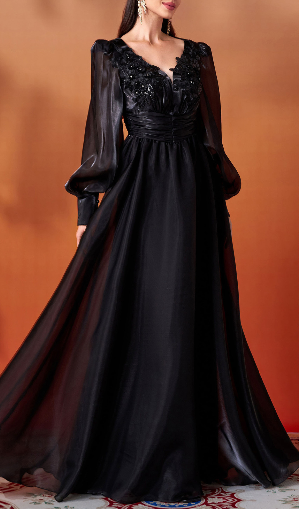 Gelilah Black Long Sleeve Maxi Dress