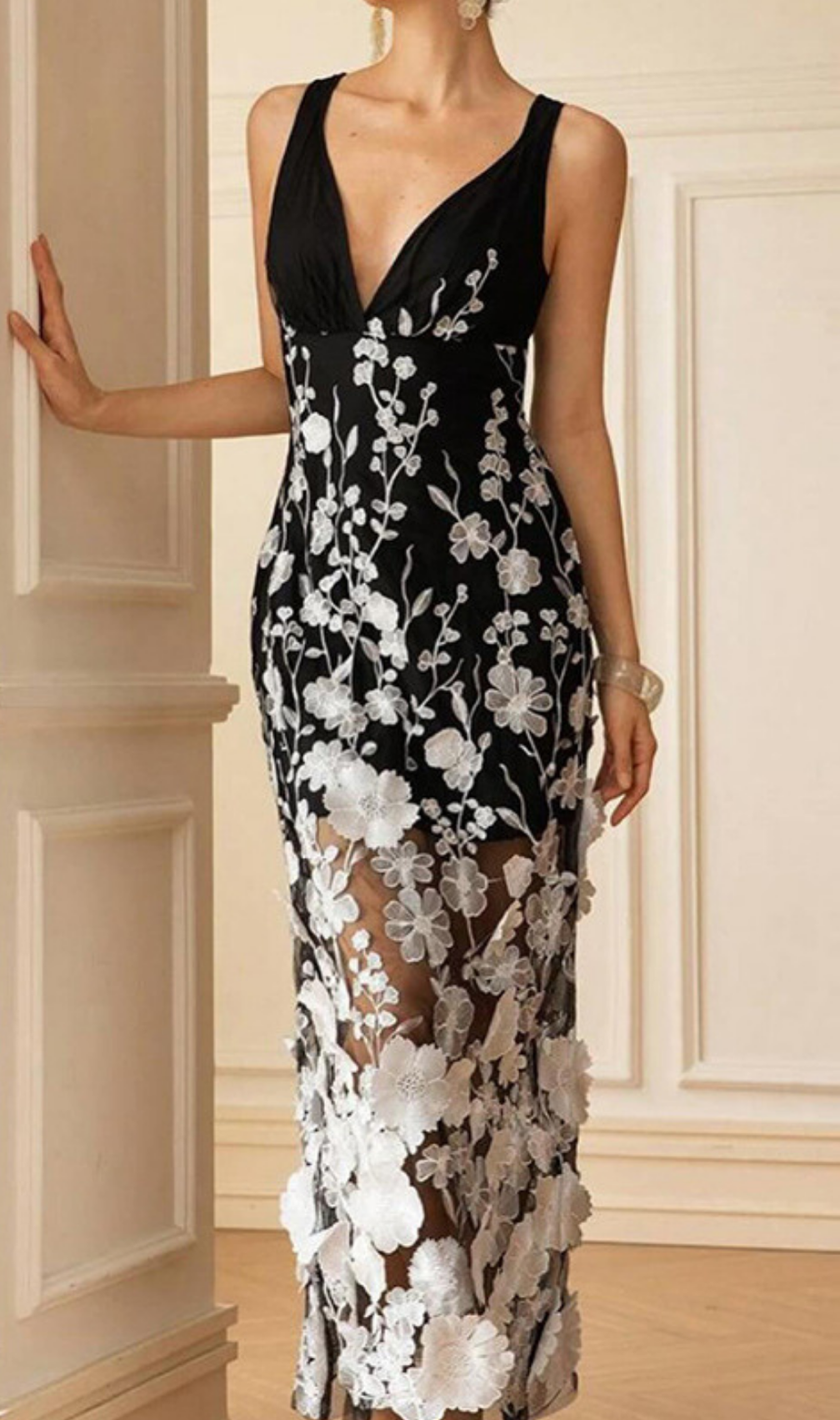 Eolande Black V-Neck Flower Maxi Dress