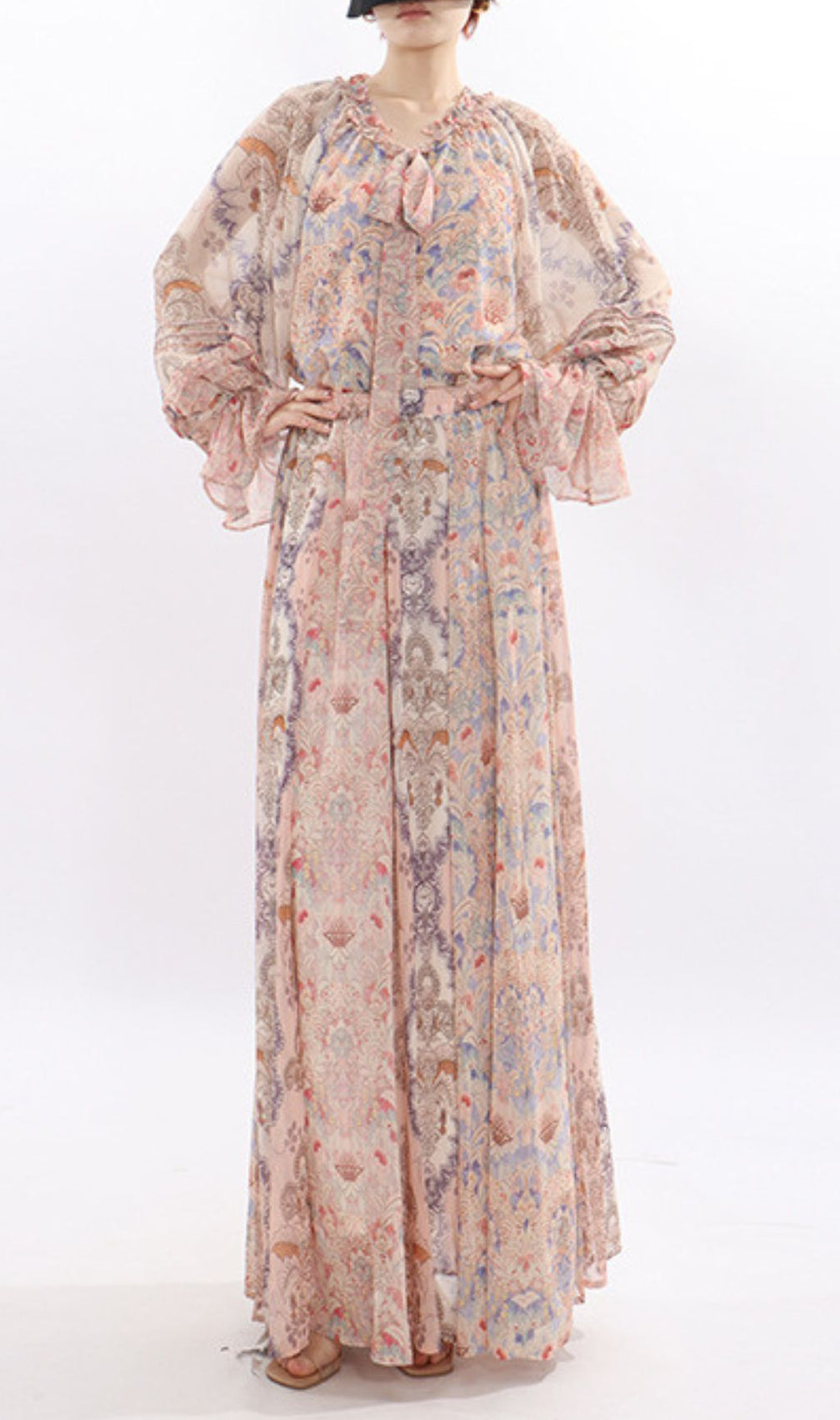 Jawahir Boho Chic Printed Long Sleeve Maxi Two-Piece Set - Effortless Elegance