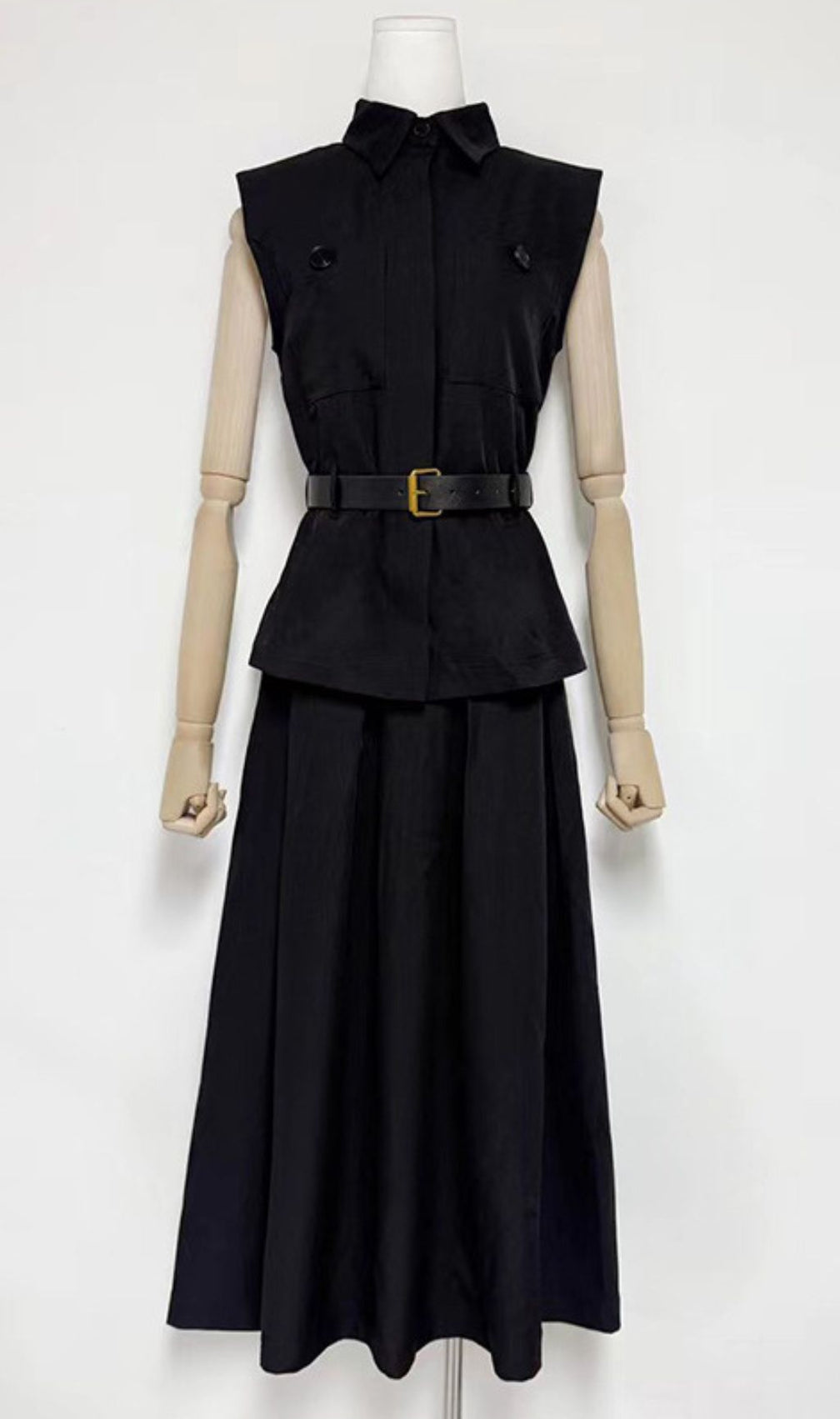 Iliana Elegant Burgundy Sleeveless Belted Skirt Set - Chic 2-Piece Outfit for Women