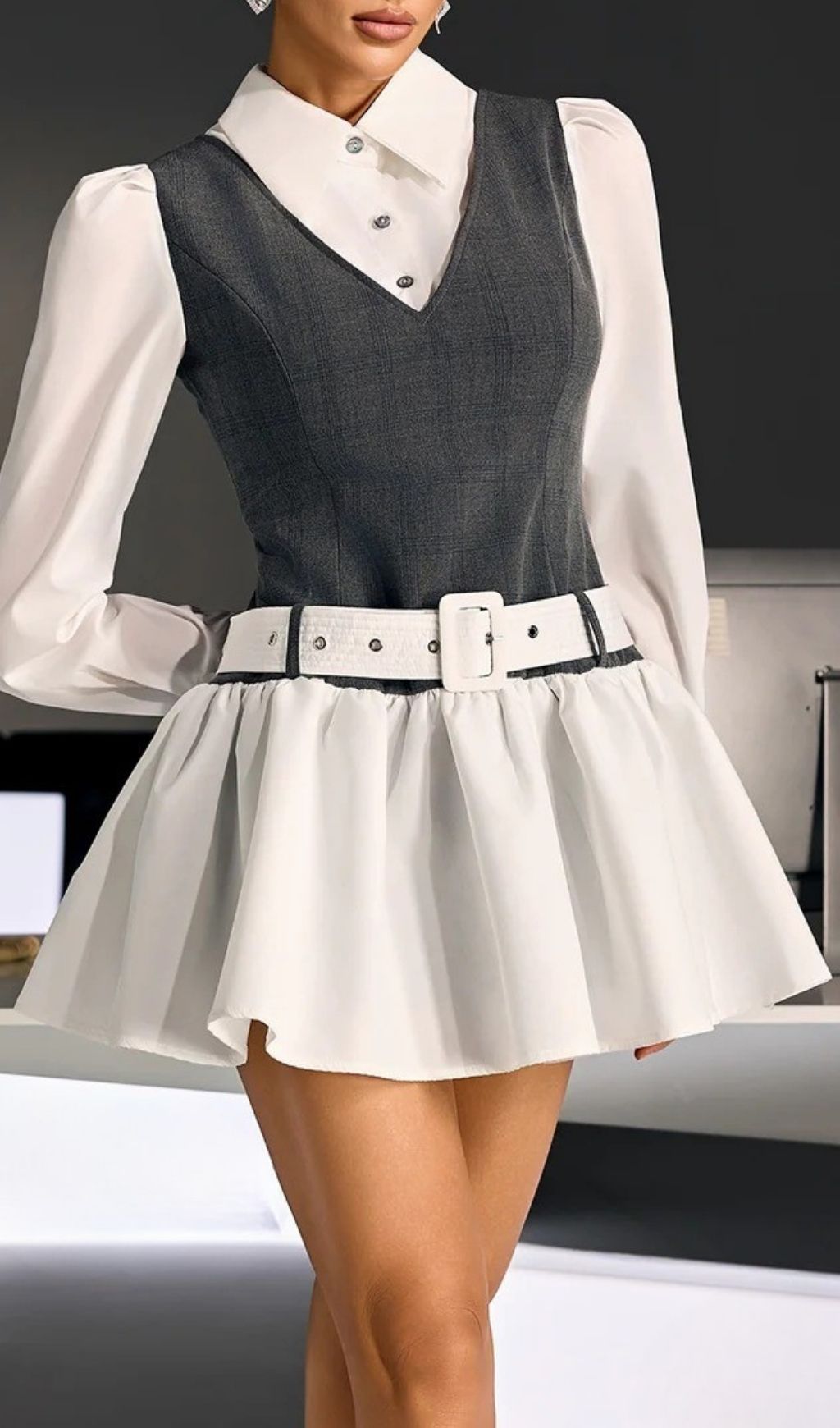 Qoryndal Long Sleeve Mini Dress With Belt