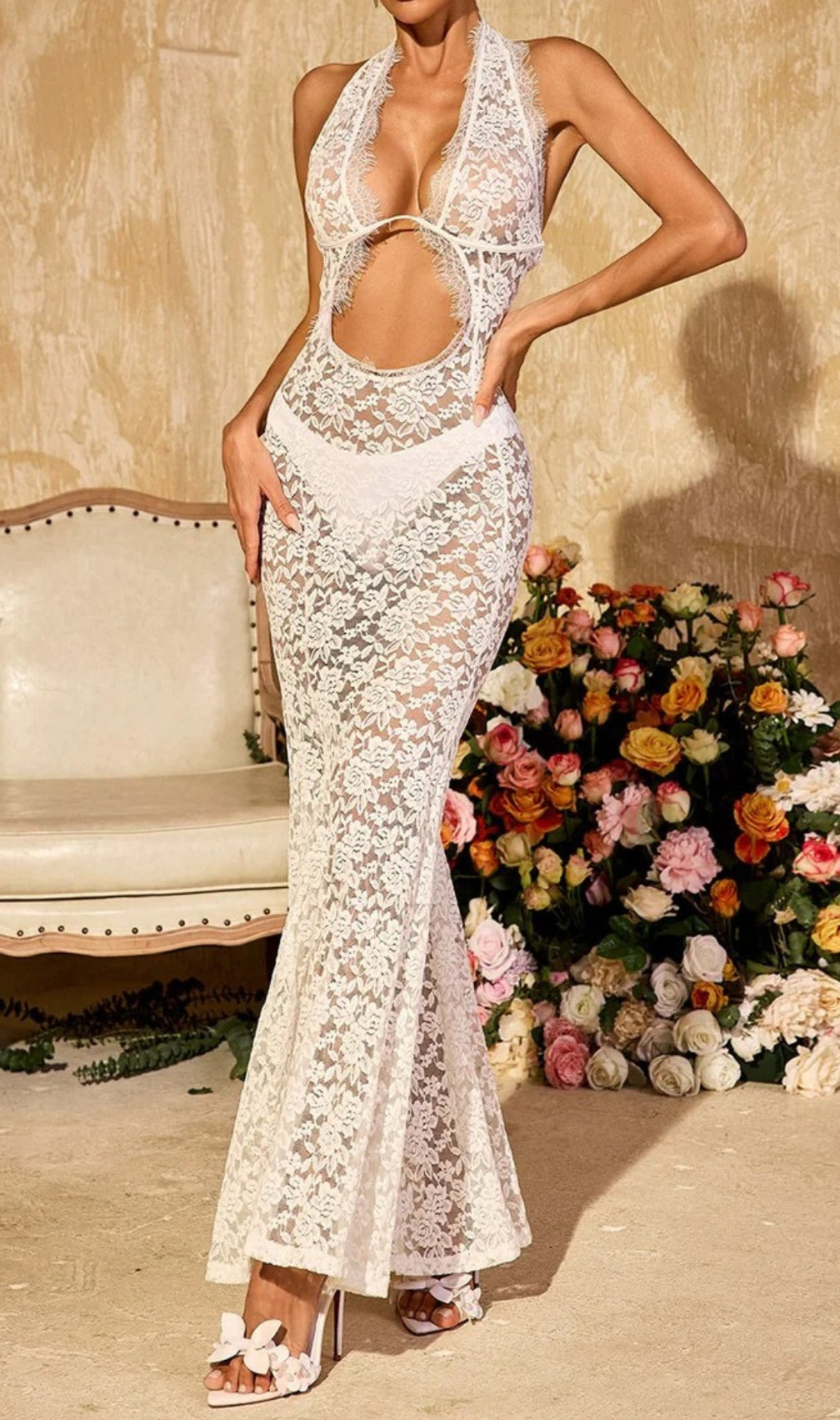 Ravhyx Halterneck Cutout Lace Maxi Dress