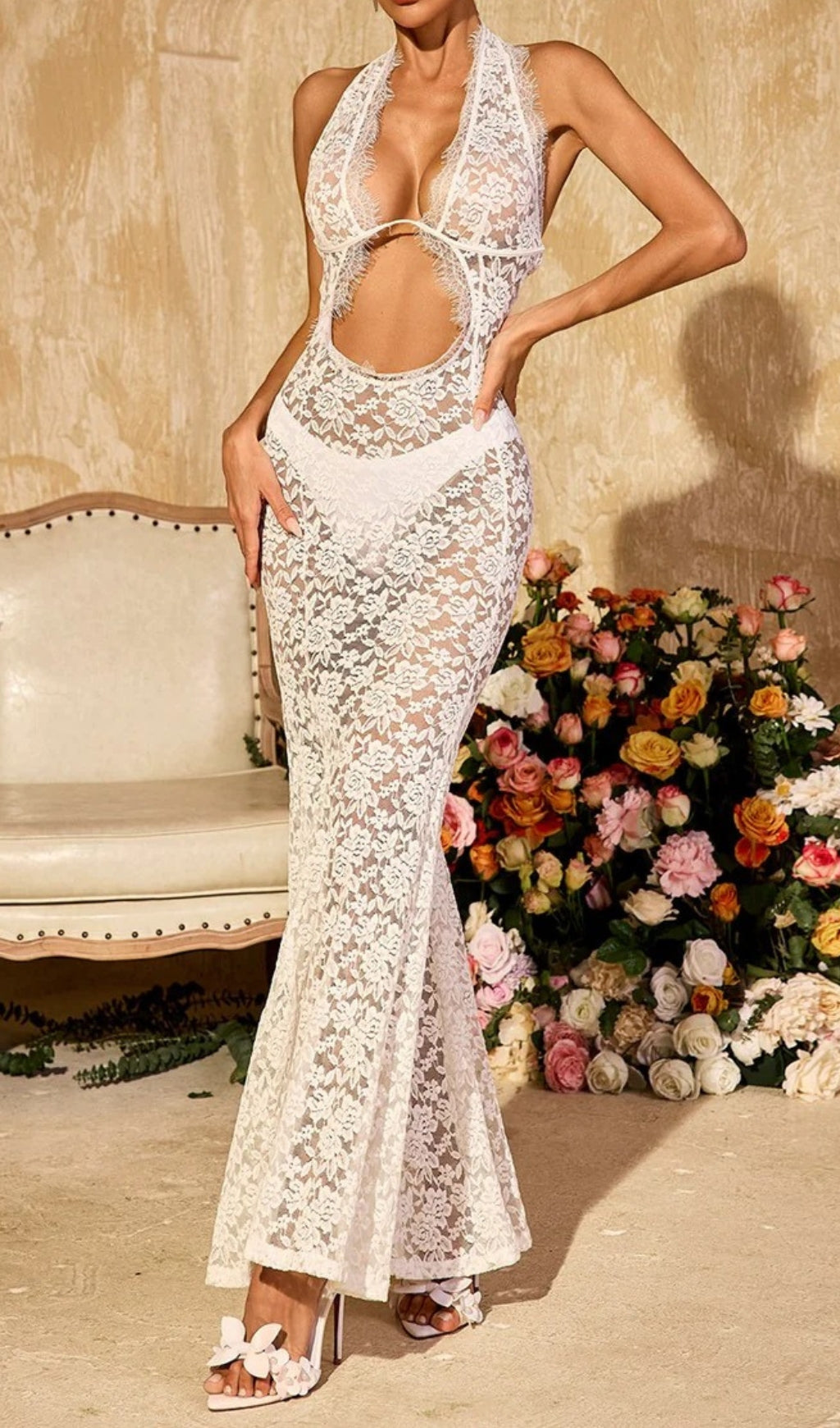 Ravhyx Halterneck Cutout Lace Maxi Dress