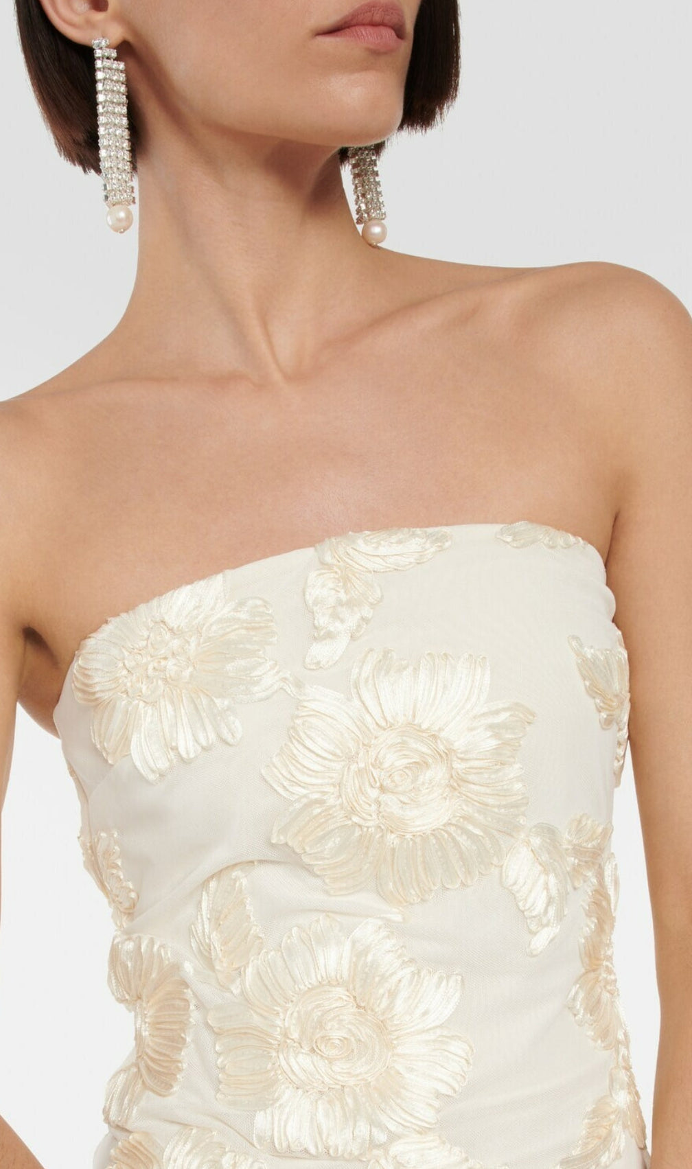 Auria Flower Mesh Gown