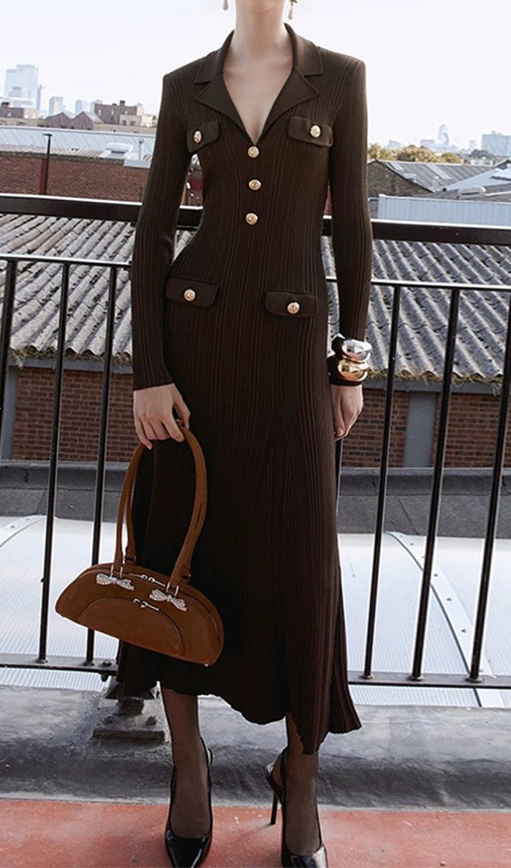 Clidhna Long Sleeve Button Knit Midi Dress