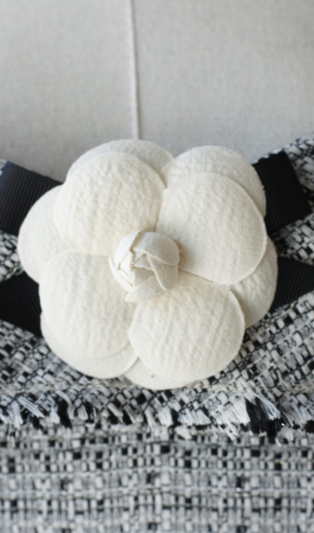 Flower Embellished Midi Dress In Gray