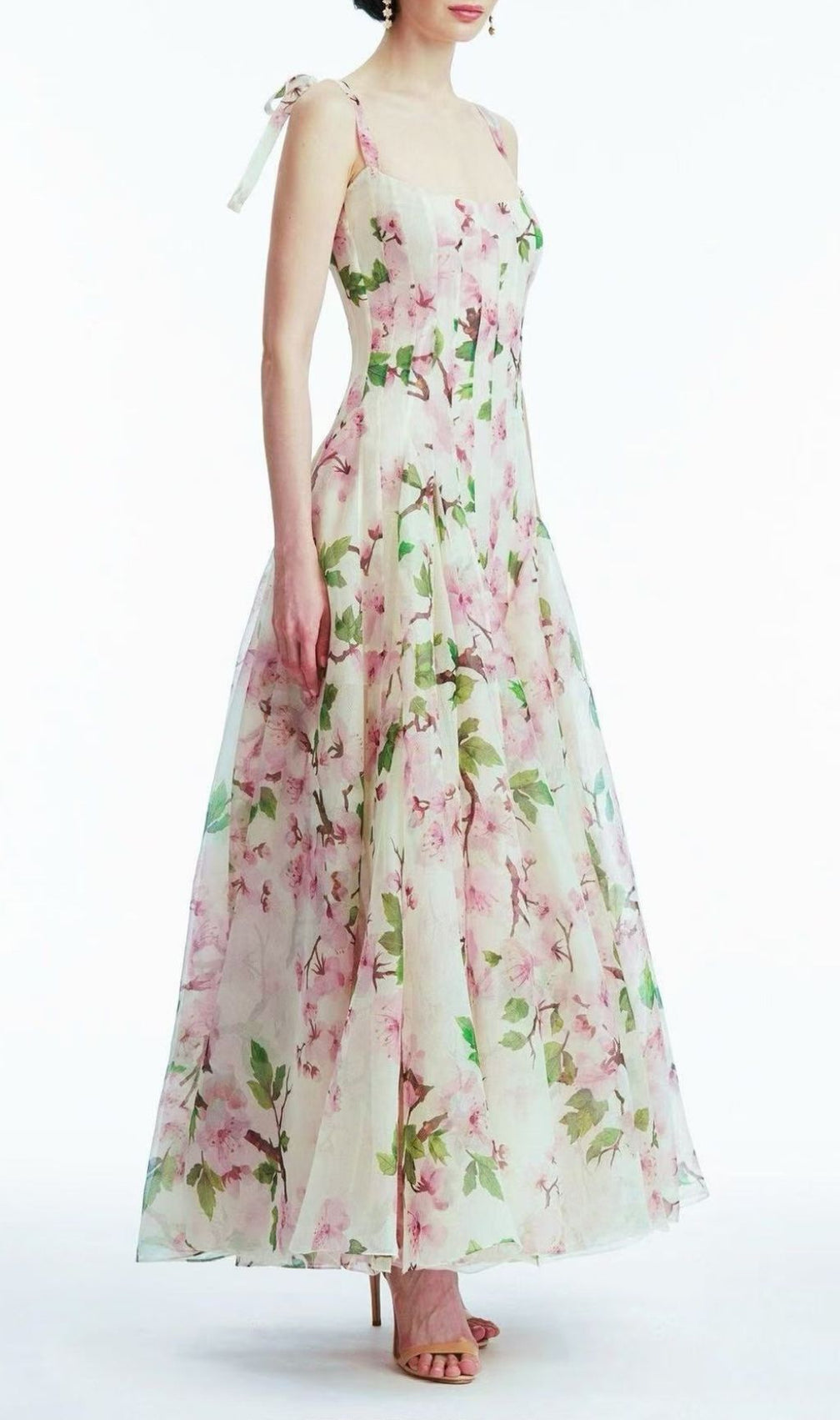 Kida Enchanting Floral Maxi Dress: Elegant Wedding Guest & Garden Party Gown