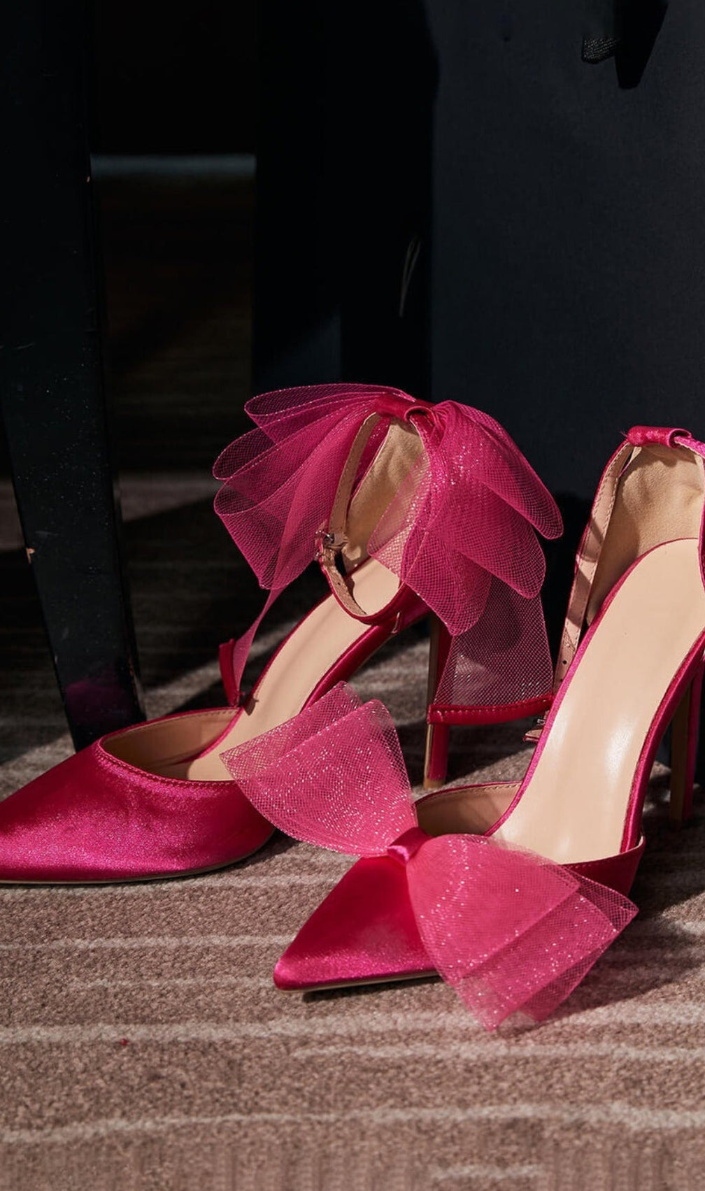 Ariane Satin Bow Heels In Hot Pink