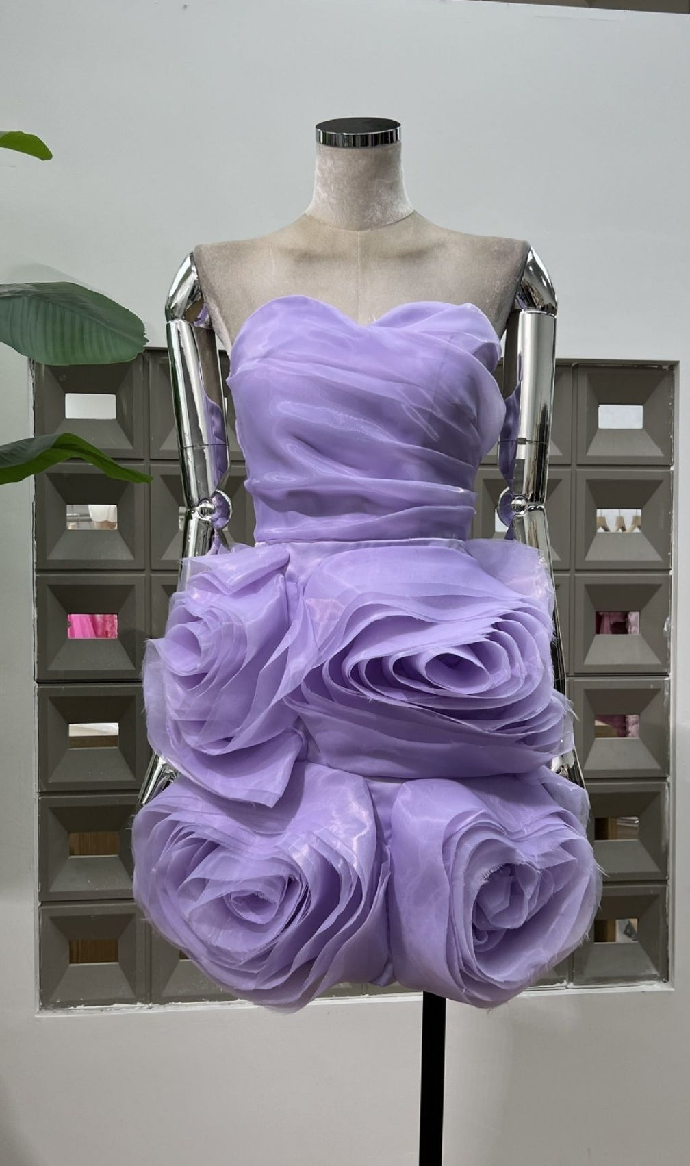 Kendyl Strapless 3D Floral Mini Dress - Lilac