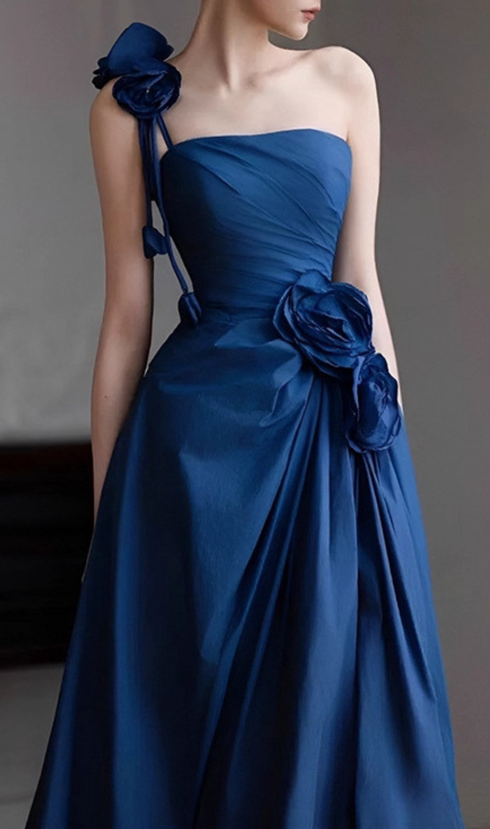 Harva Blue Flower Embellished Maxi Dress