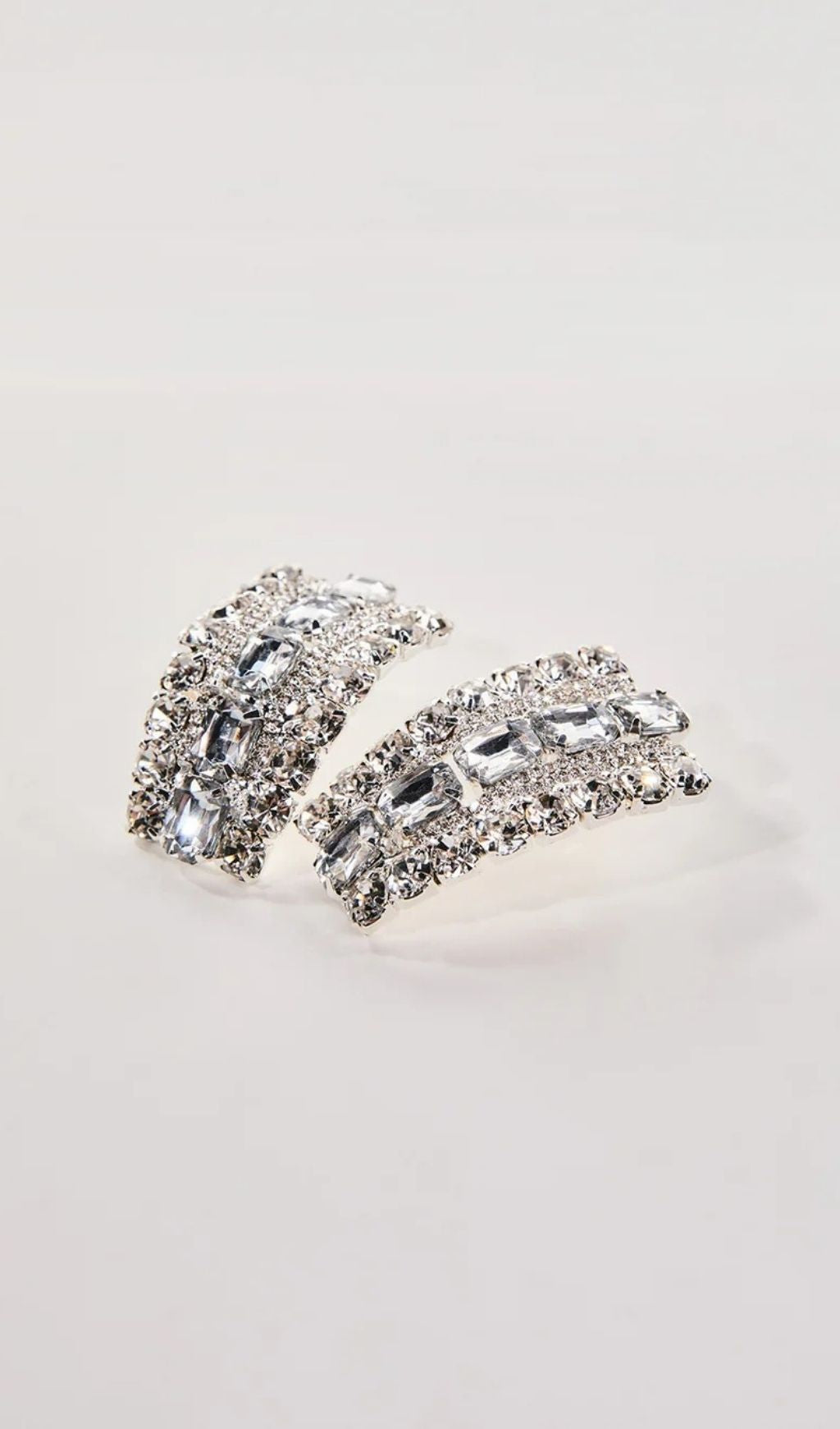 Oaelvira Rhinestone Quadrangle Earrings