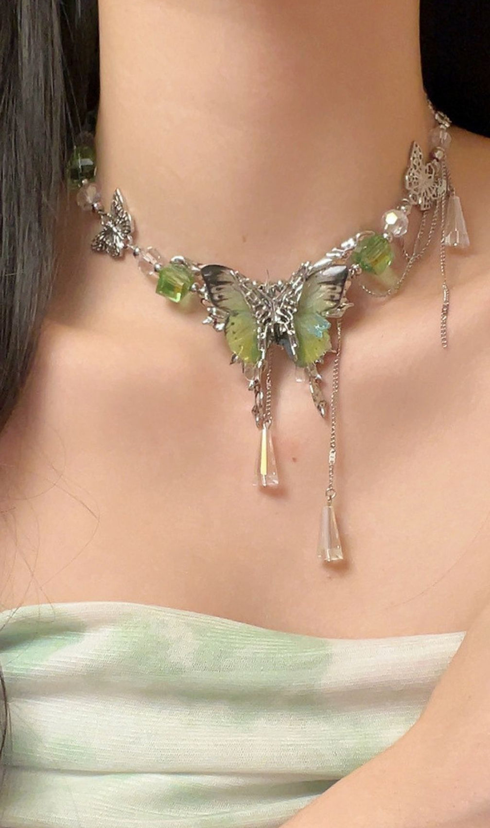 Khloe Enchanting Butterfly & Teardrop Tassel Choker Necklace - Whimsical Green Charm
