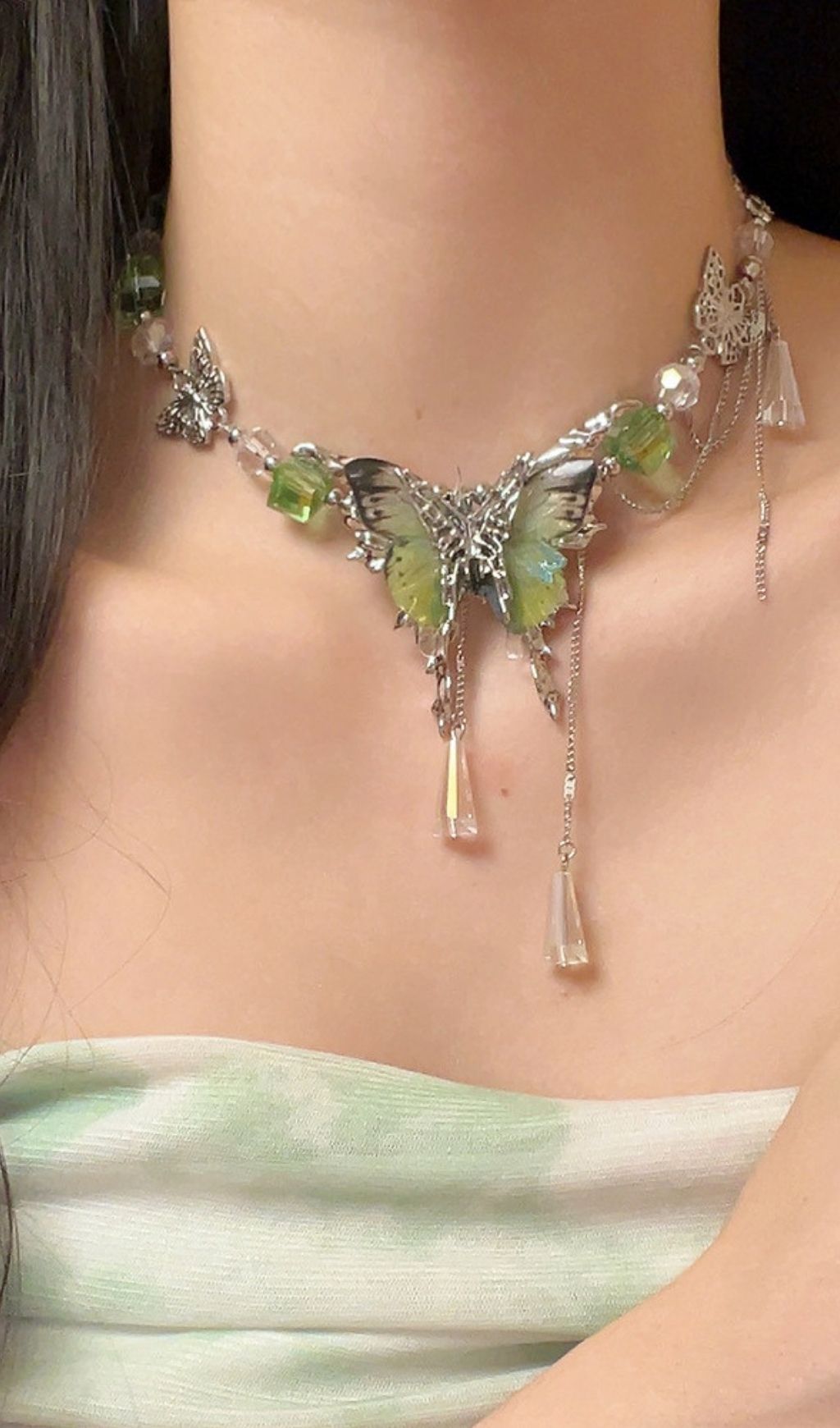 Khloe Enchanting Butterfly & Teardrop Tassel Choker Necklace - Whimsical Green Charm