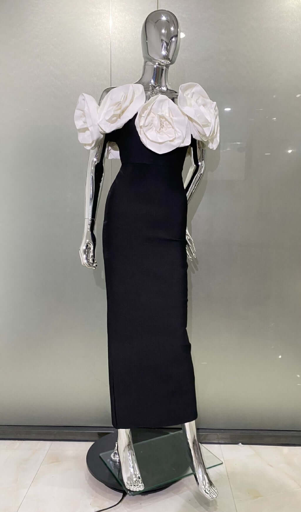 Ananux Flower Drcor Maxi Dress