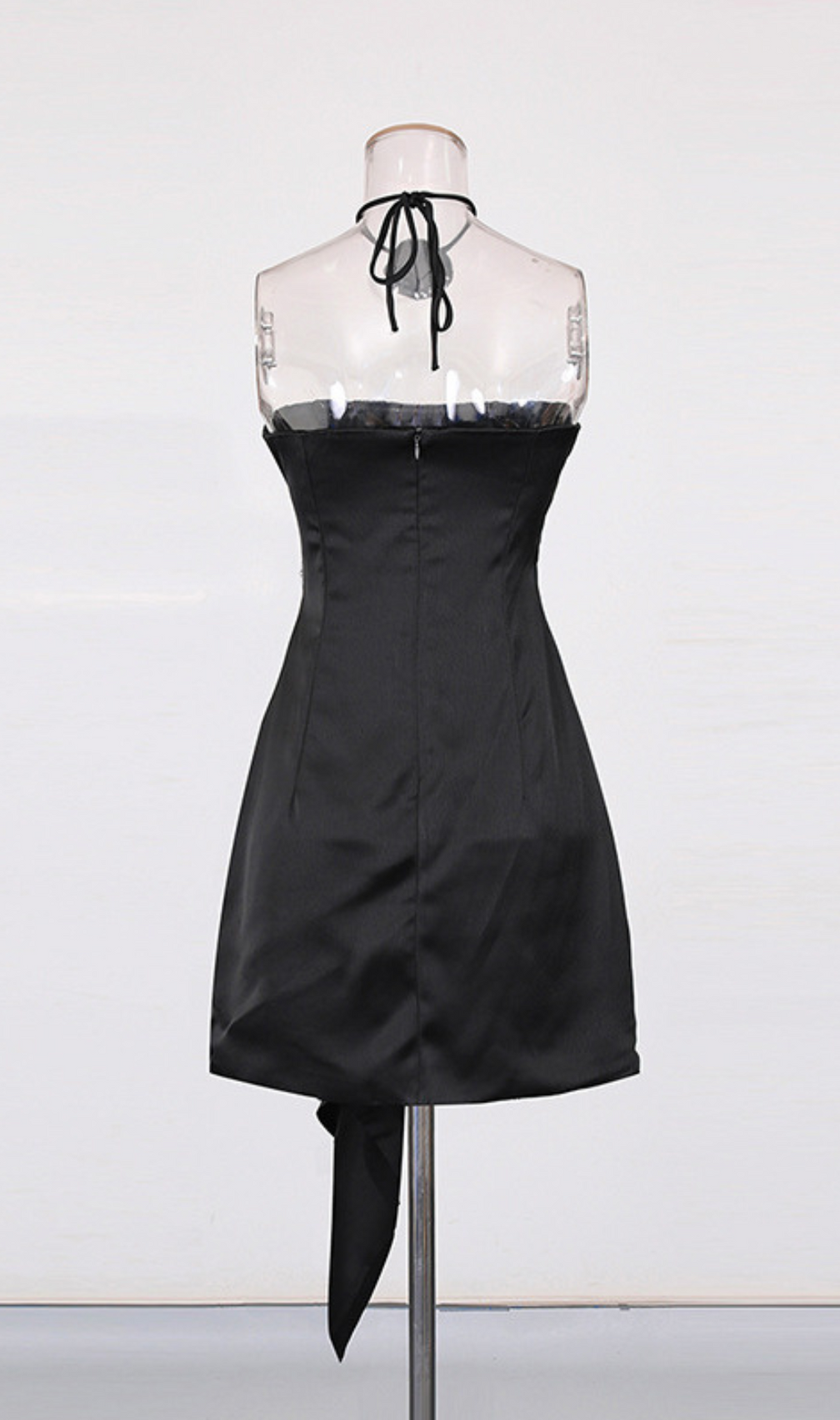 Hagar Flower Strapless Lace Mini Dress