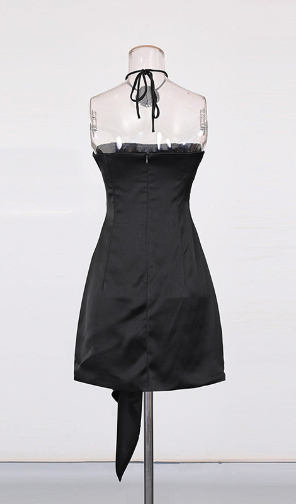 Hagar Flower Strapless Lace Mini Dress