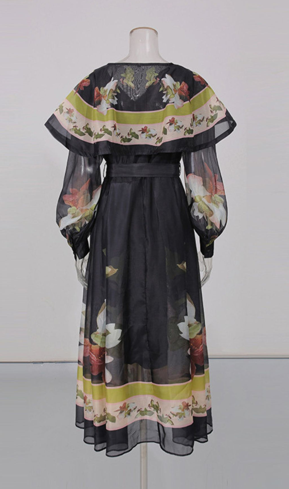 Ivi Black Printed Long Sleeve Midi Dress