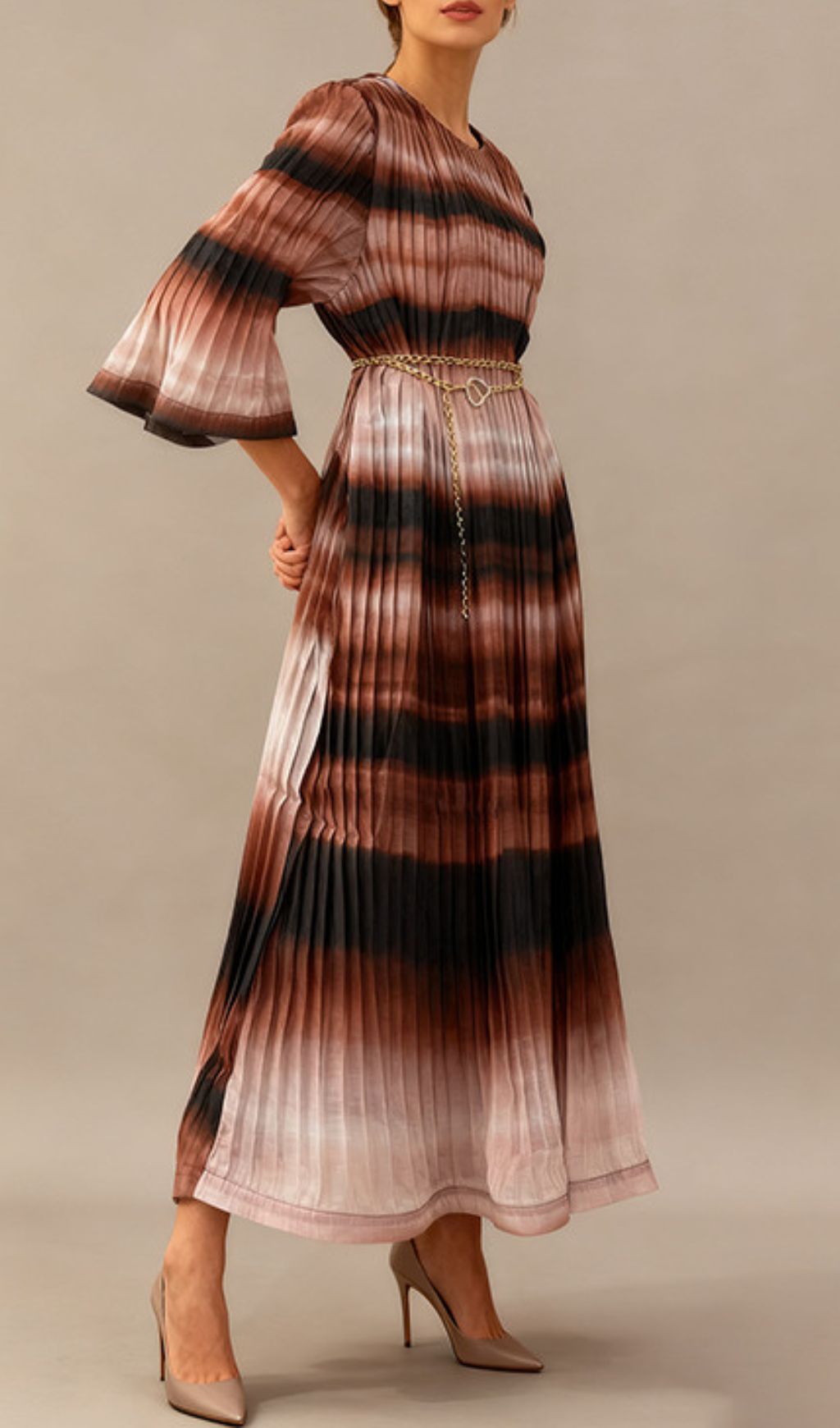 Itsuko Pleated Ombre Flare Sleeve Midi Dress