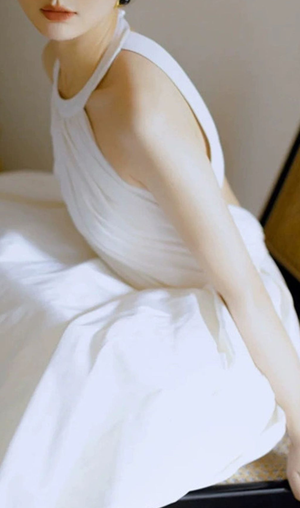 Jalia Modern Halter Backless Wedding Dress | Elegant Bridal Gown for Contemporary Brides