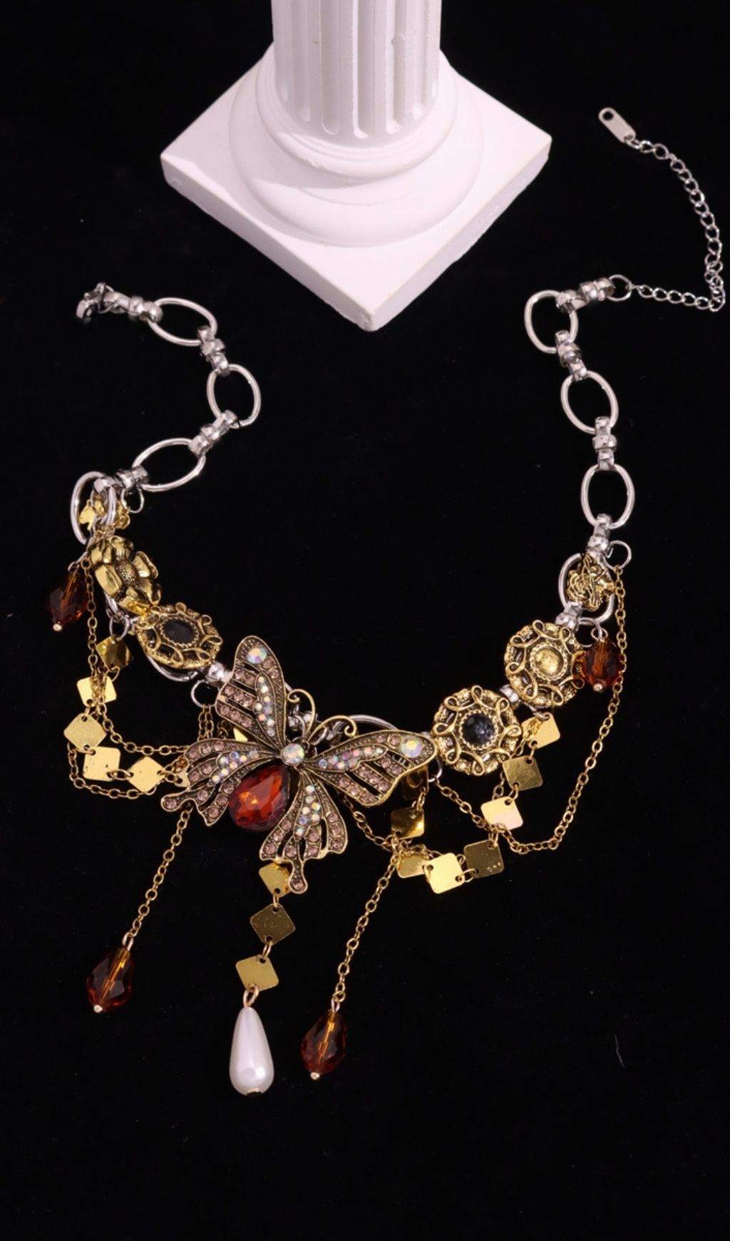 Elegant Butterfly Teardrop Tassel Choker Necklace | Vintage Statement Piece
