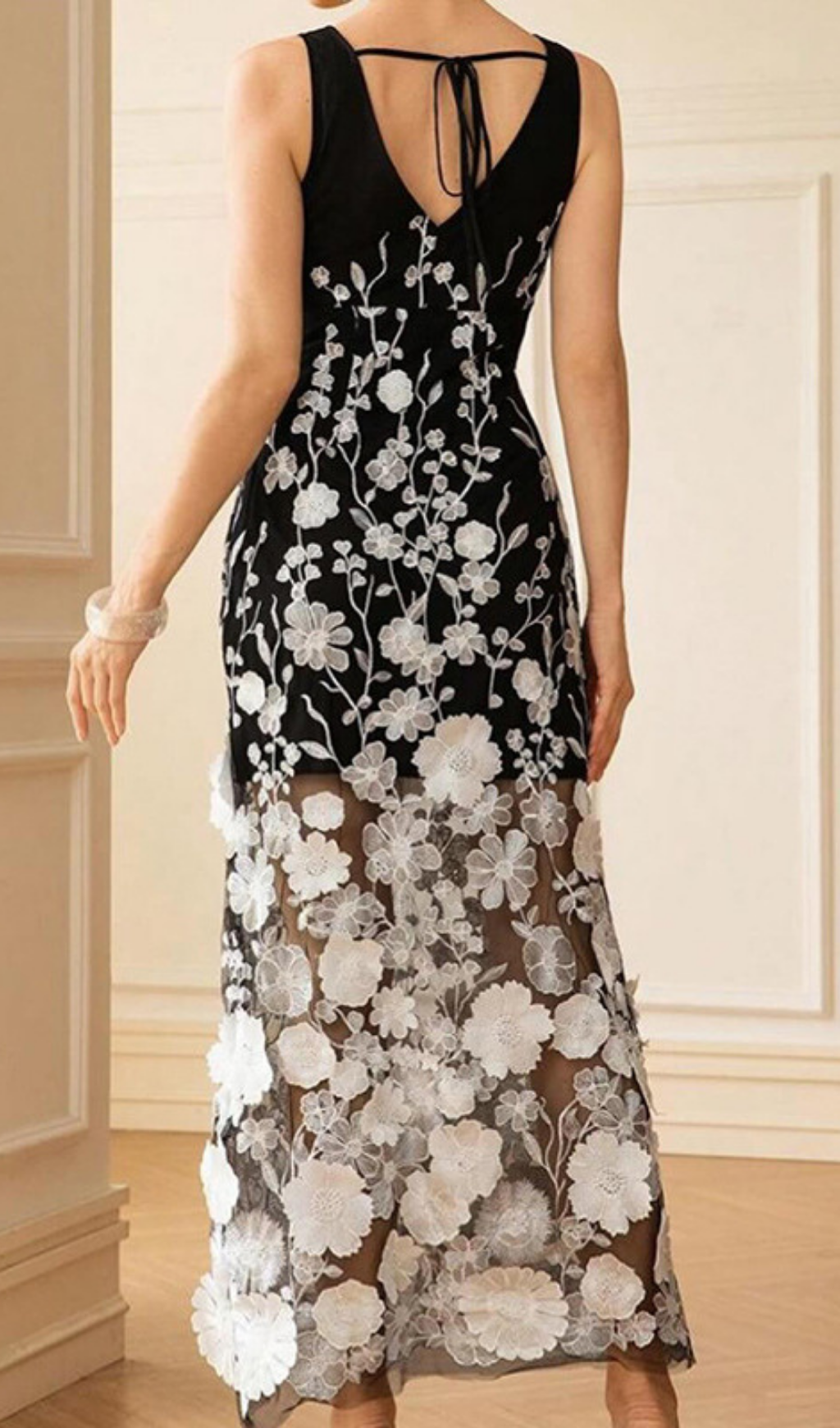 Eolande Black V-Neck Flower Maxi Dress