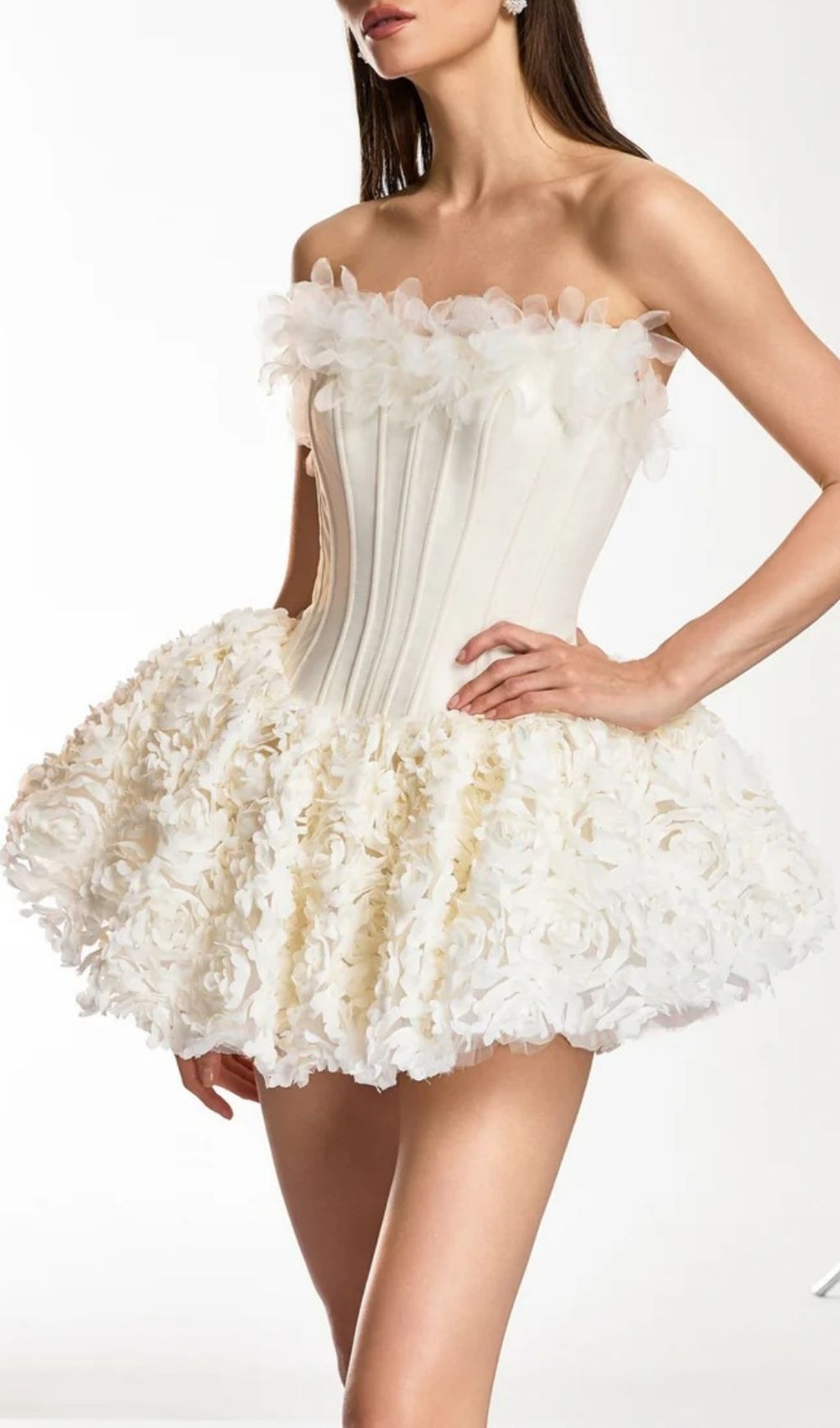 Ulthar Strapless Flower Mini Dress In Apricot