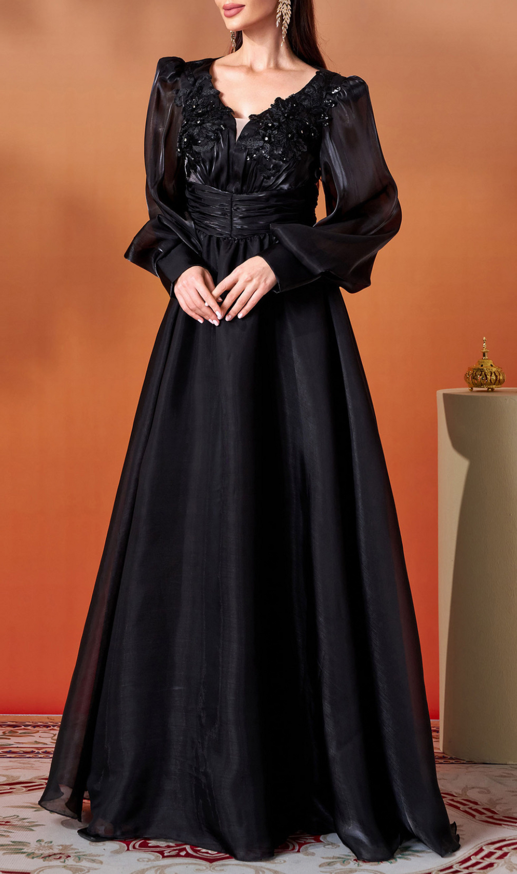 Gelilah Black Long Sleeve Maxi Dress