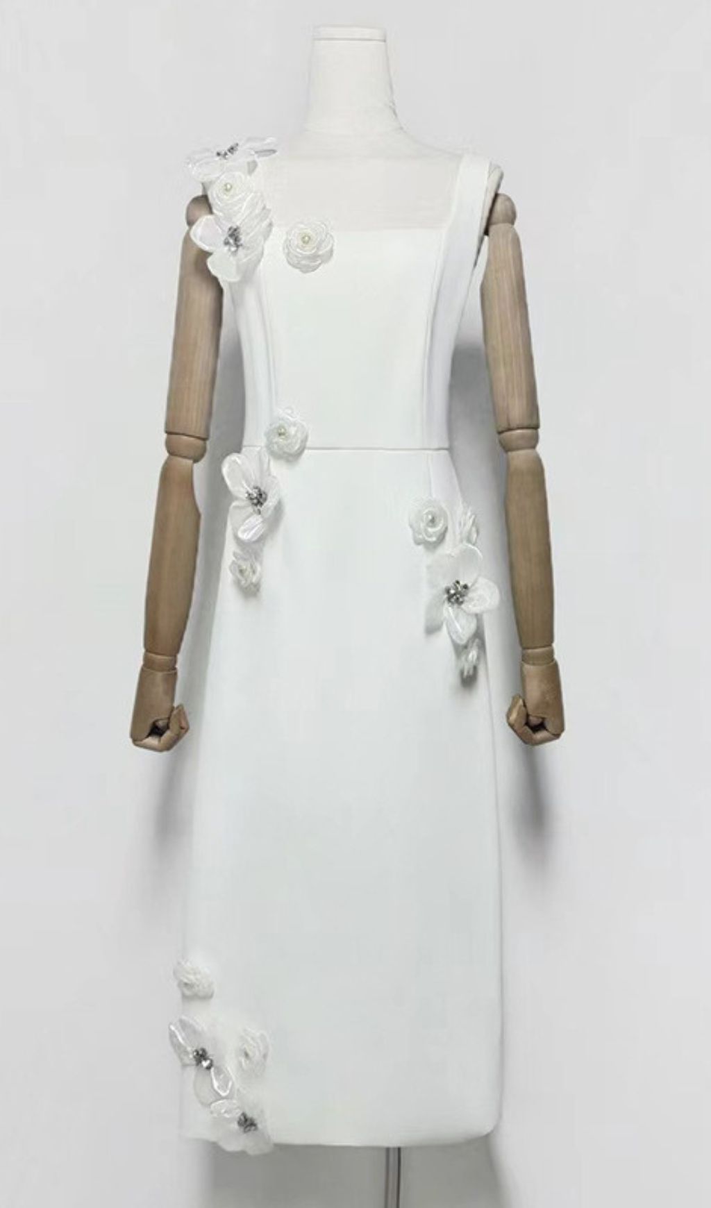 Harper White Flower Embellished Midi Dress