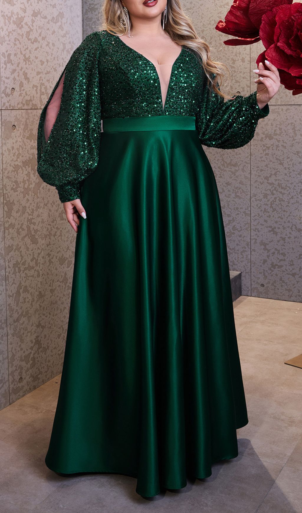 Hendrika Dazzling Emerald Green Sequin Plus Size Maxi Dress with Long Sleeves