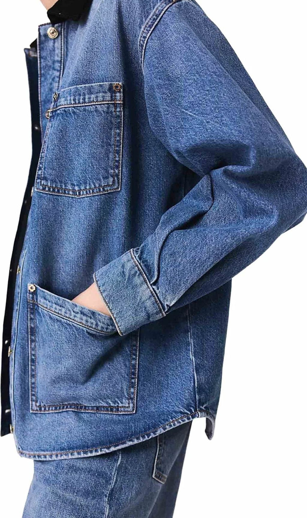 Effortless Chic: Women's Oversized Faded Denim Jacket with Corduroy Collar