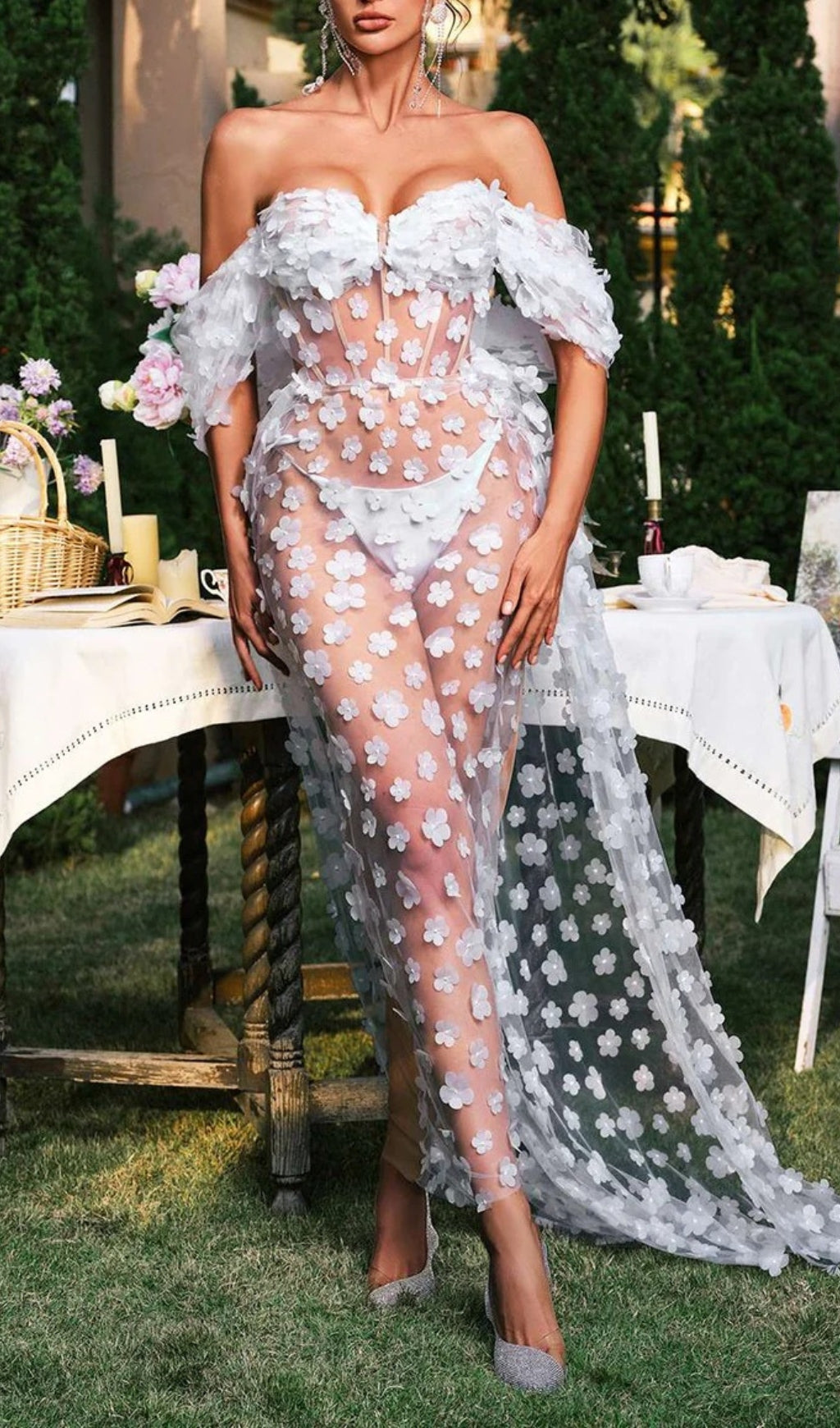 Oksana Flower Corset Maxi Dress In White