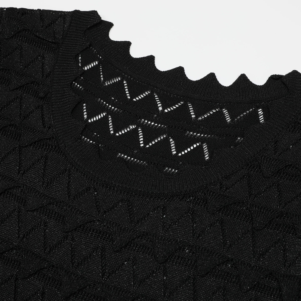 Kirima Black Short Sleeve Knit Midi Dress