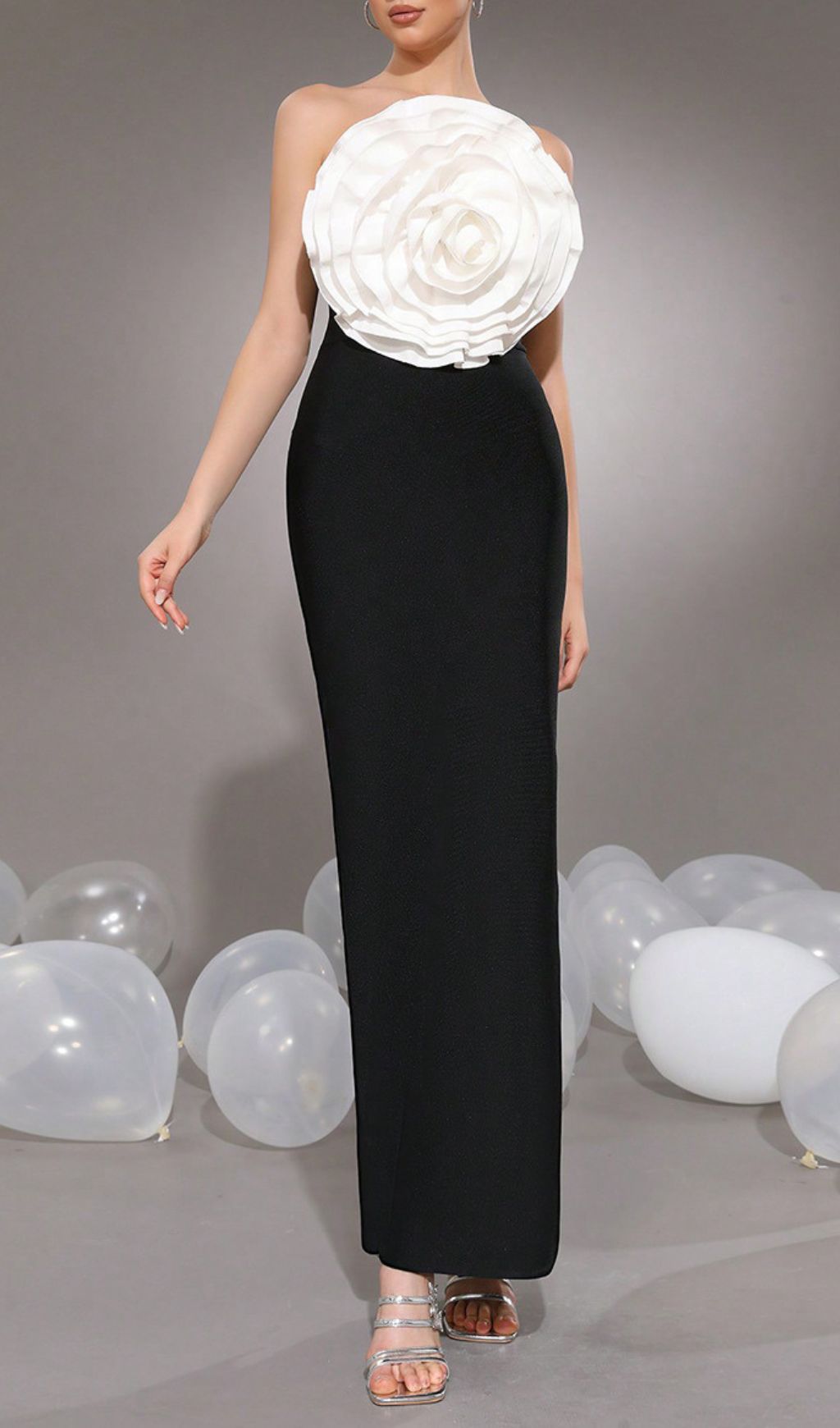 Hamo Strapless White Floral Bandage Maxi Gown - Elegant Black & White Evening Dress